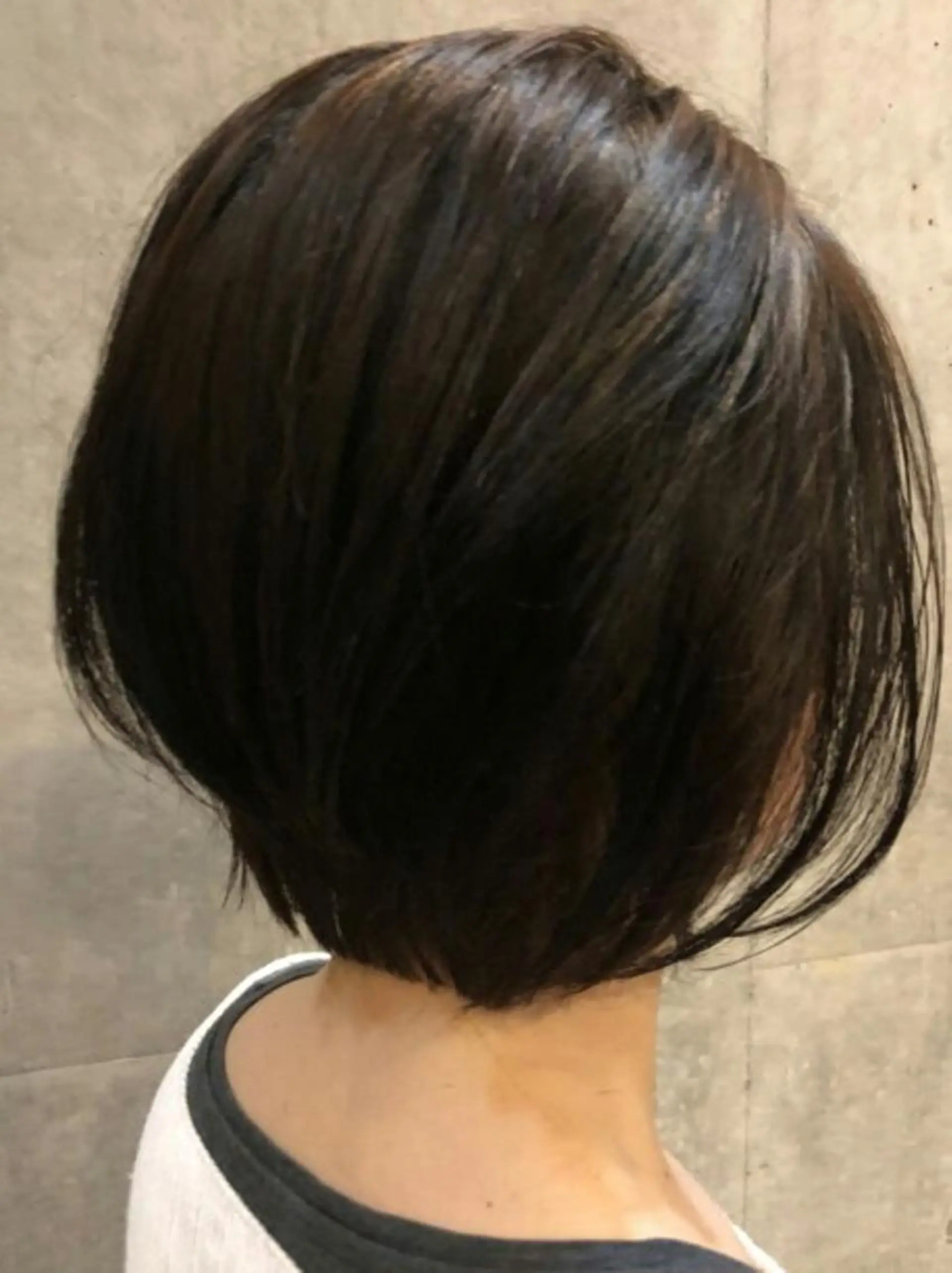 ショート カラー 小田川 竜也のヘアスタイル