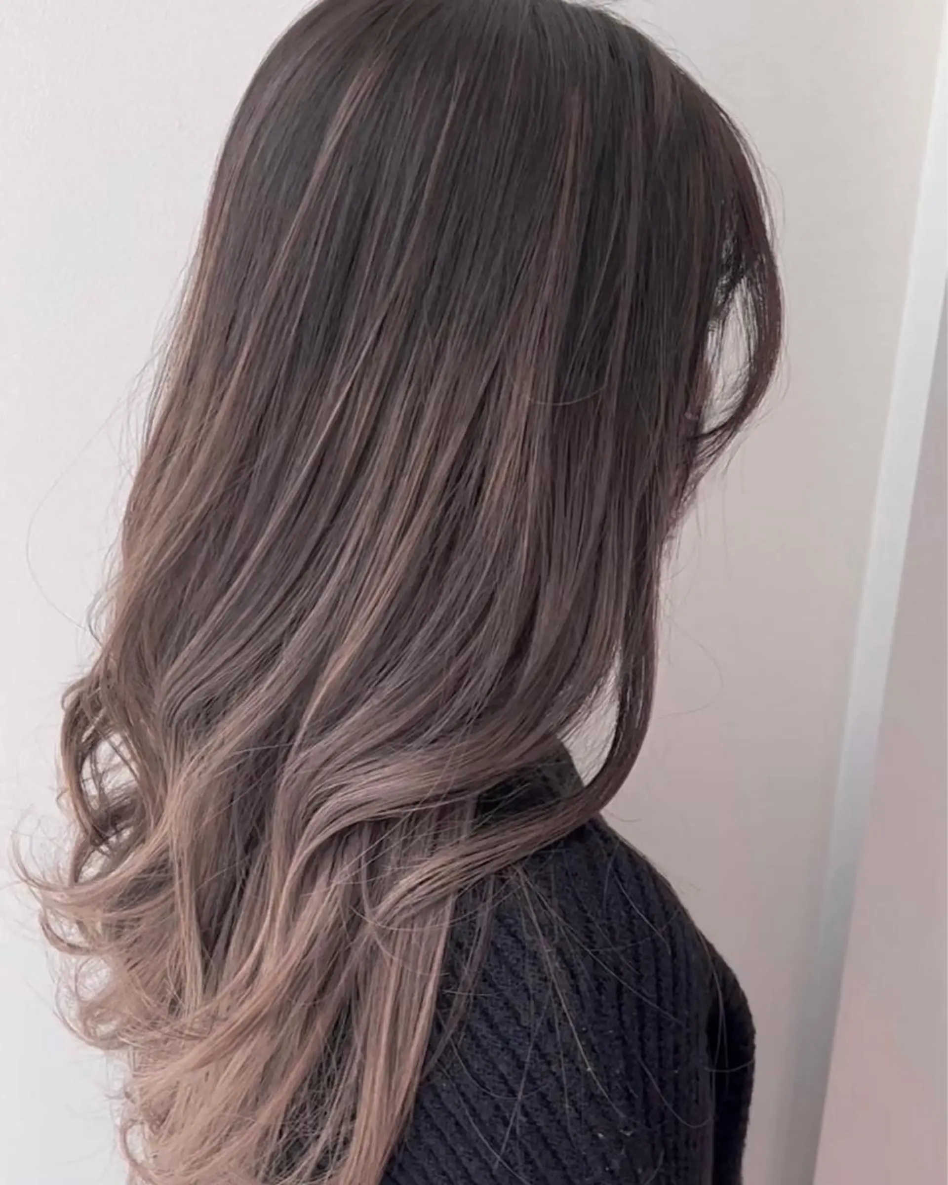 ロング カット ヘアカラー トリートメント 髪質改善🌈縮毛矯正 荻原　達矢のヘアスタイル