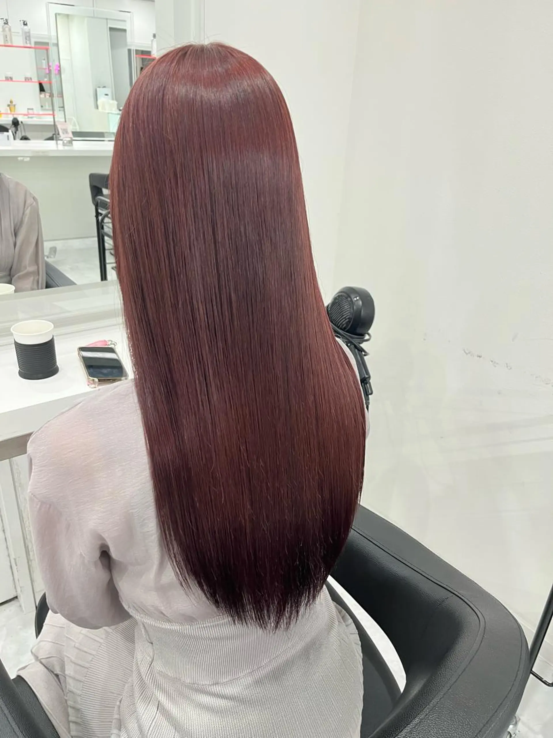 ロング カラー 🫧うる艶トレンド 🫧透明感カラーのヘアスタイル