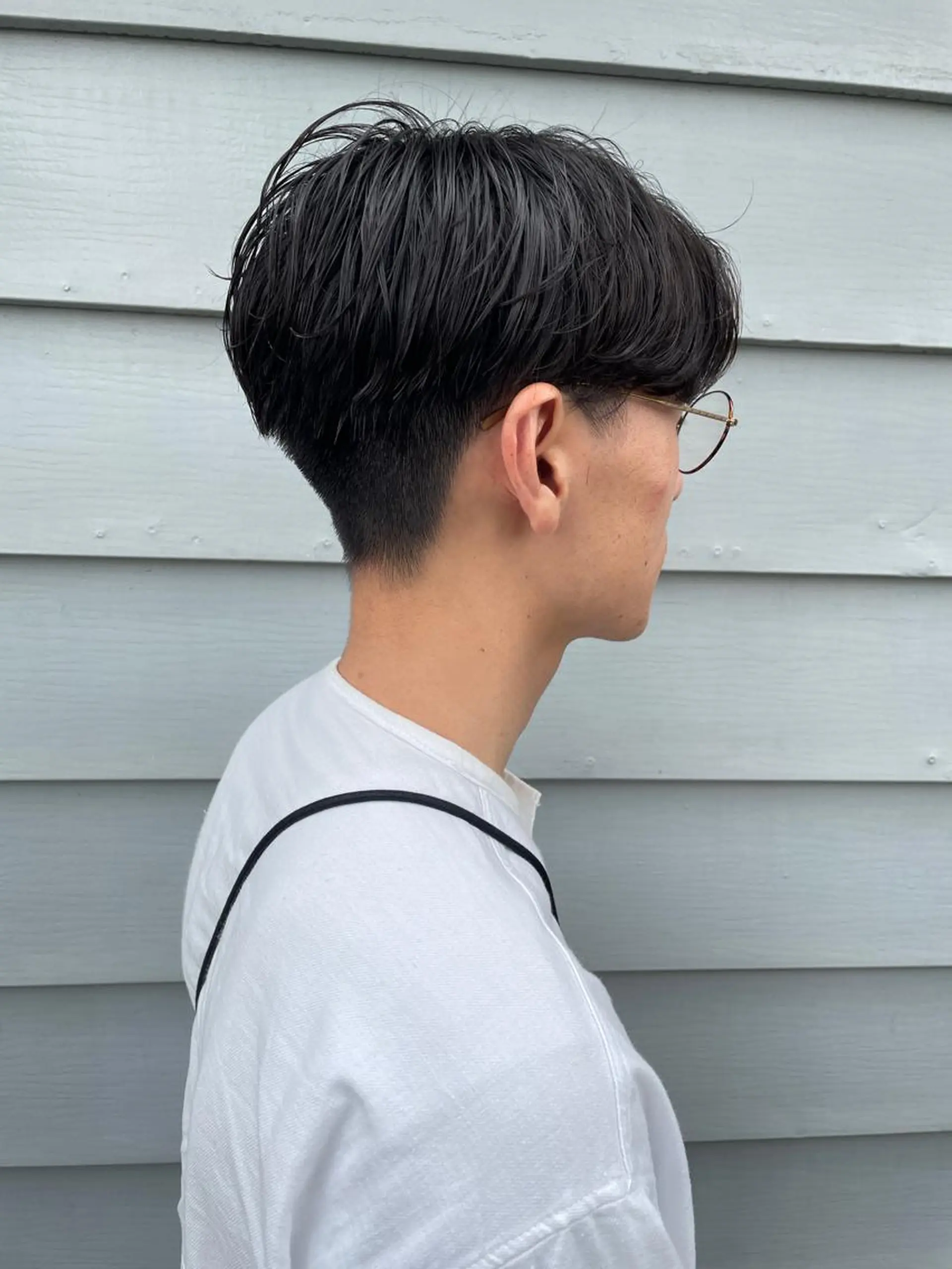 メンズ センターパート カット 塔崎 りこのヘアスタイル