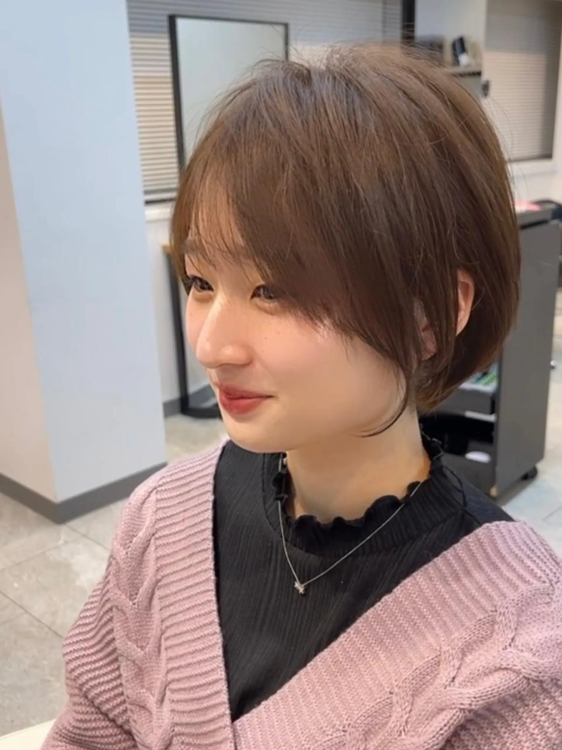 ショート 韓国風レイヤー ショート/犬塚 優介のヘアスタイル