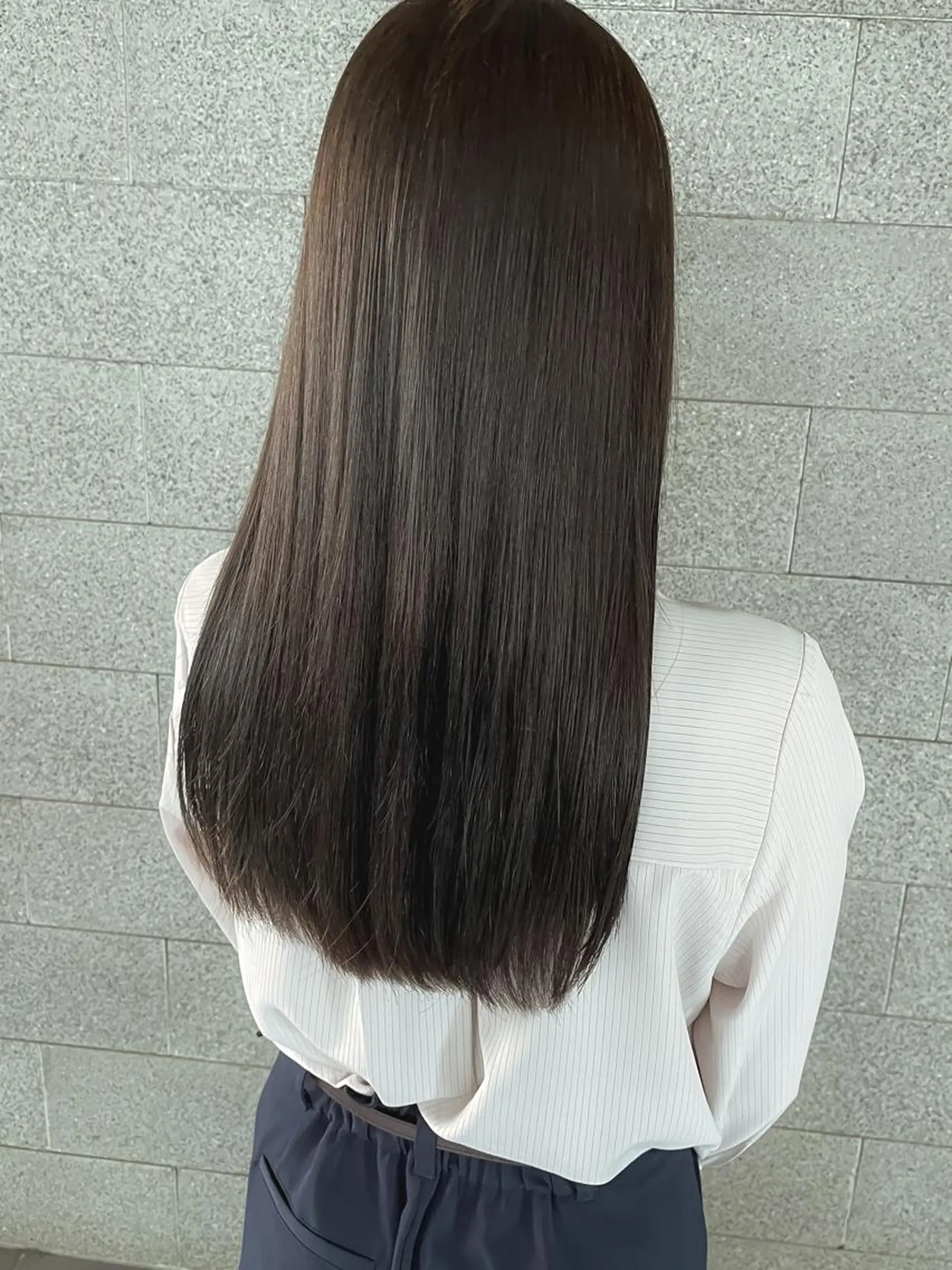 ロング カラー 透明感カラー ROUTE KOUTAのヘアスタイル