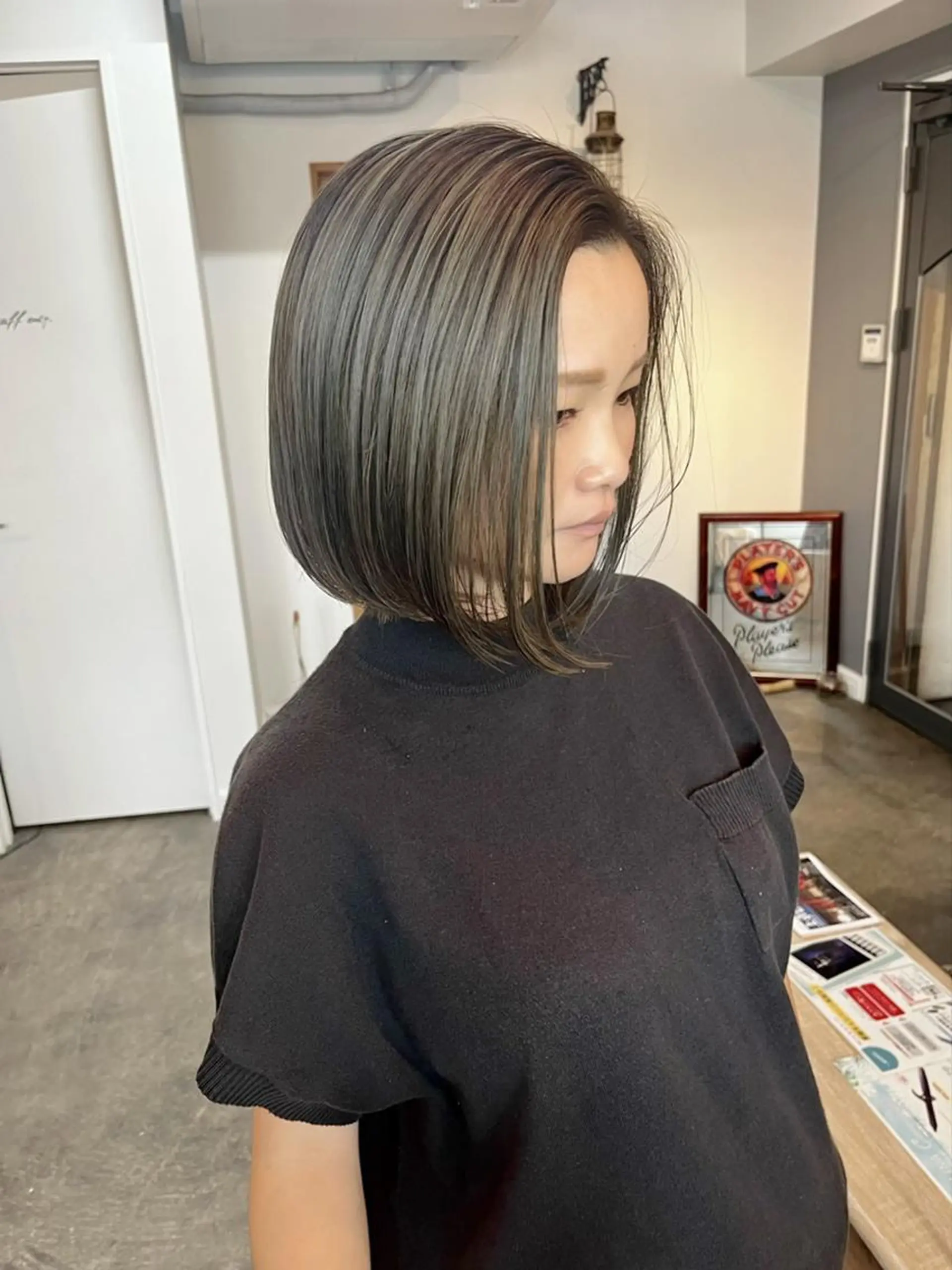 ミディアム JESSICA .のヘアスタイル