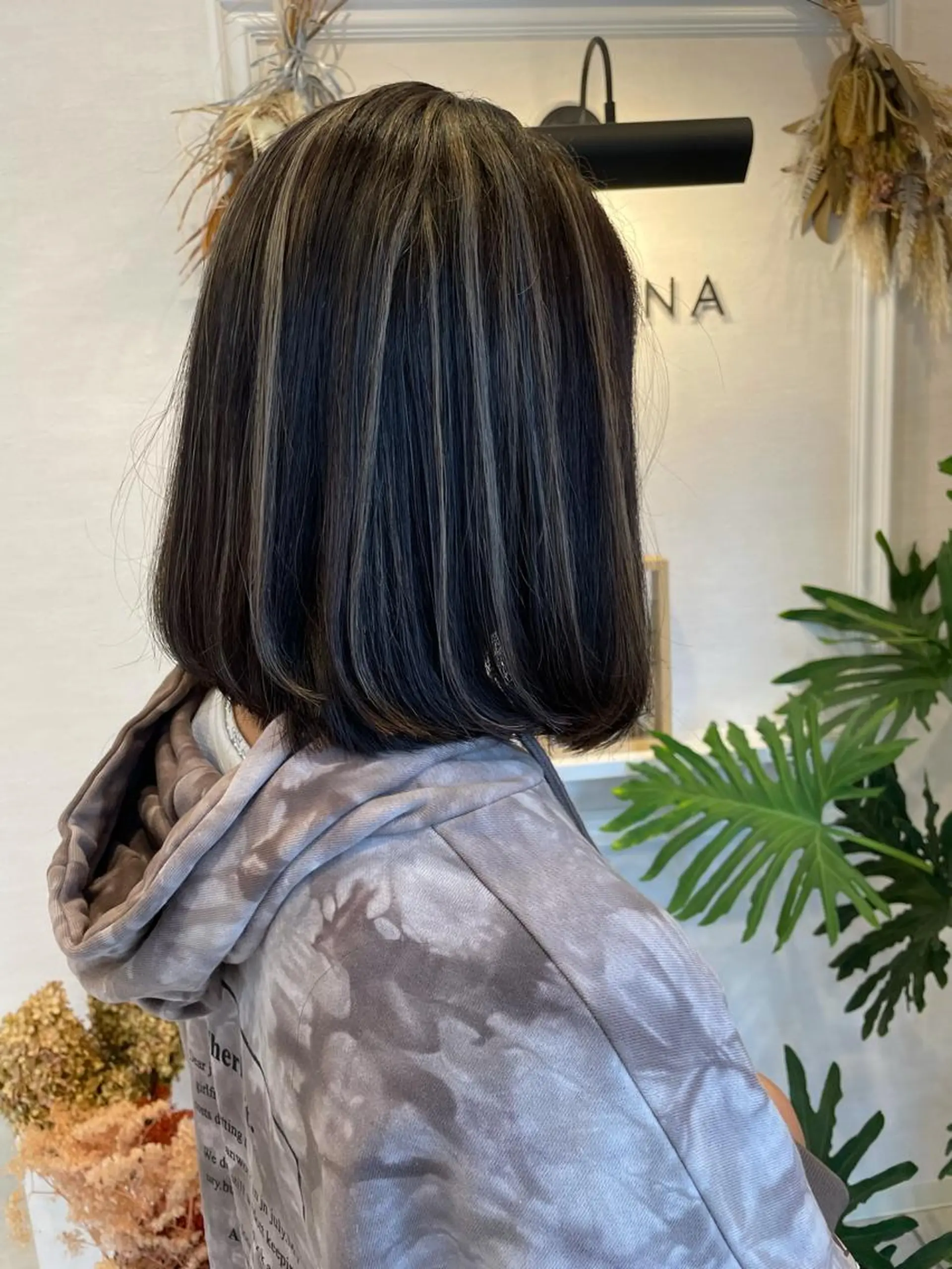 ミディアム カラー ブリーチ VERBENA所属・ハイライト／艶カラー 大河シンジのヘアスタイル