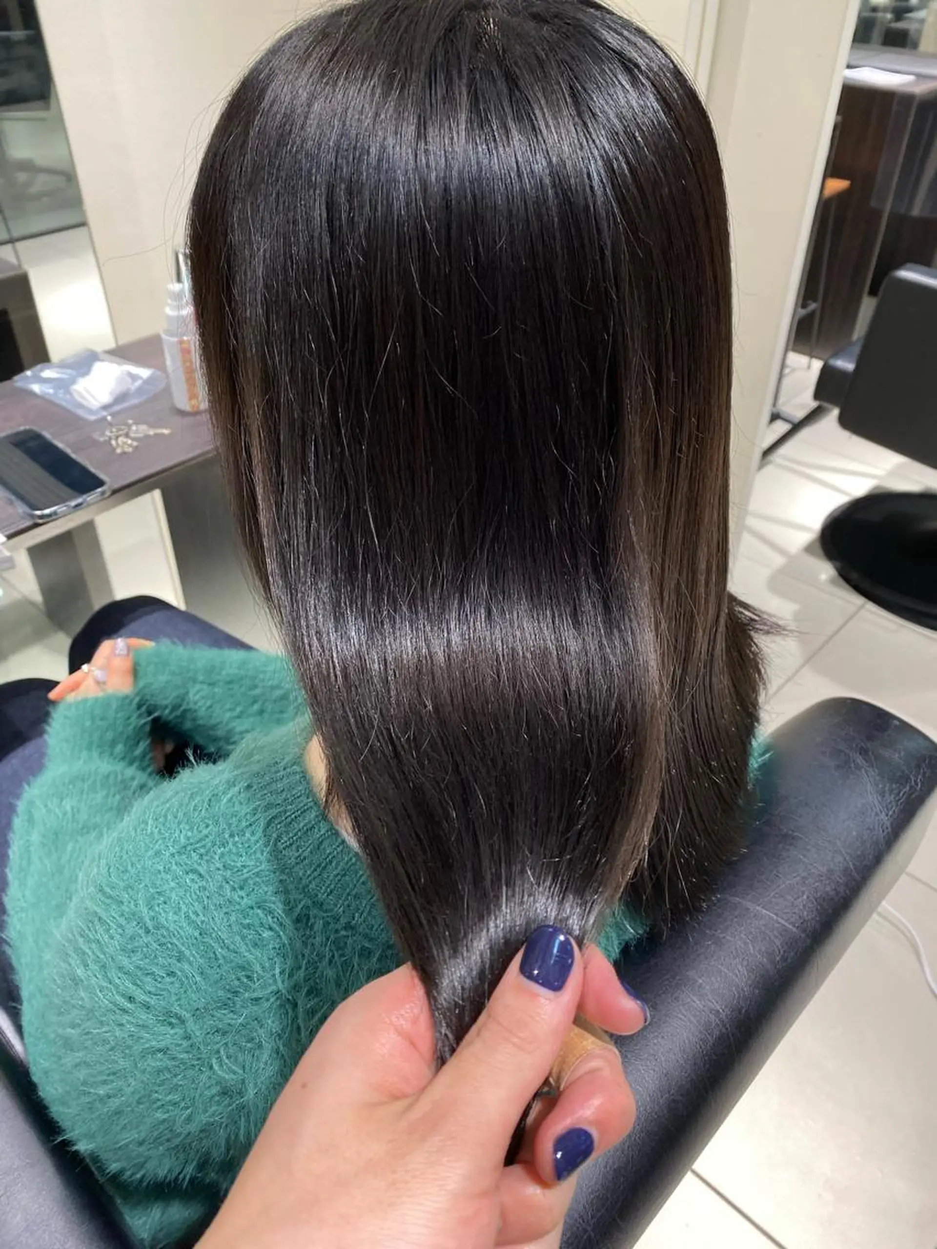 セミロング SALOWIN渋谷caldo店B1所属・岐津公太 メンズ縮毛矯正のプロのヘアスタイル