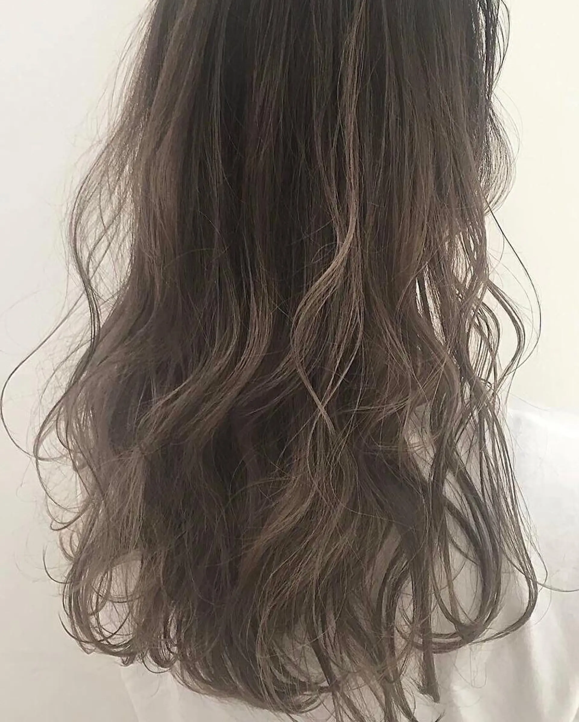 セミロング ハイライト beauty: beast 中目黒店のヘアスタイル