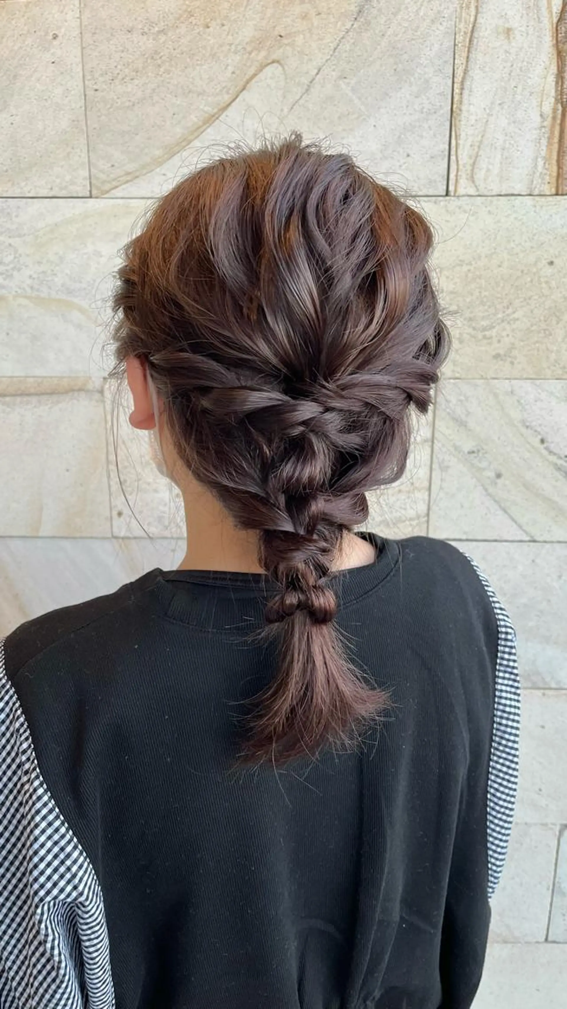 ミディアム カラー ヘアアレンジ 結婚式・ブライダル ブラウンカラー チョコレートブラウン 栗林 姫花のヘアスタイル