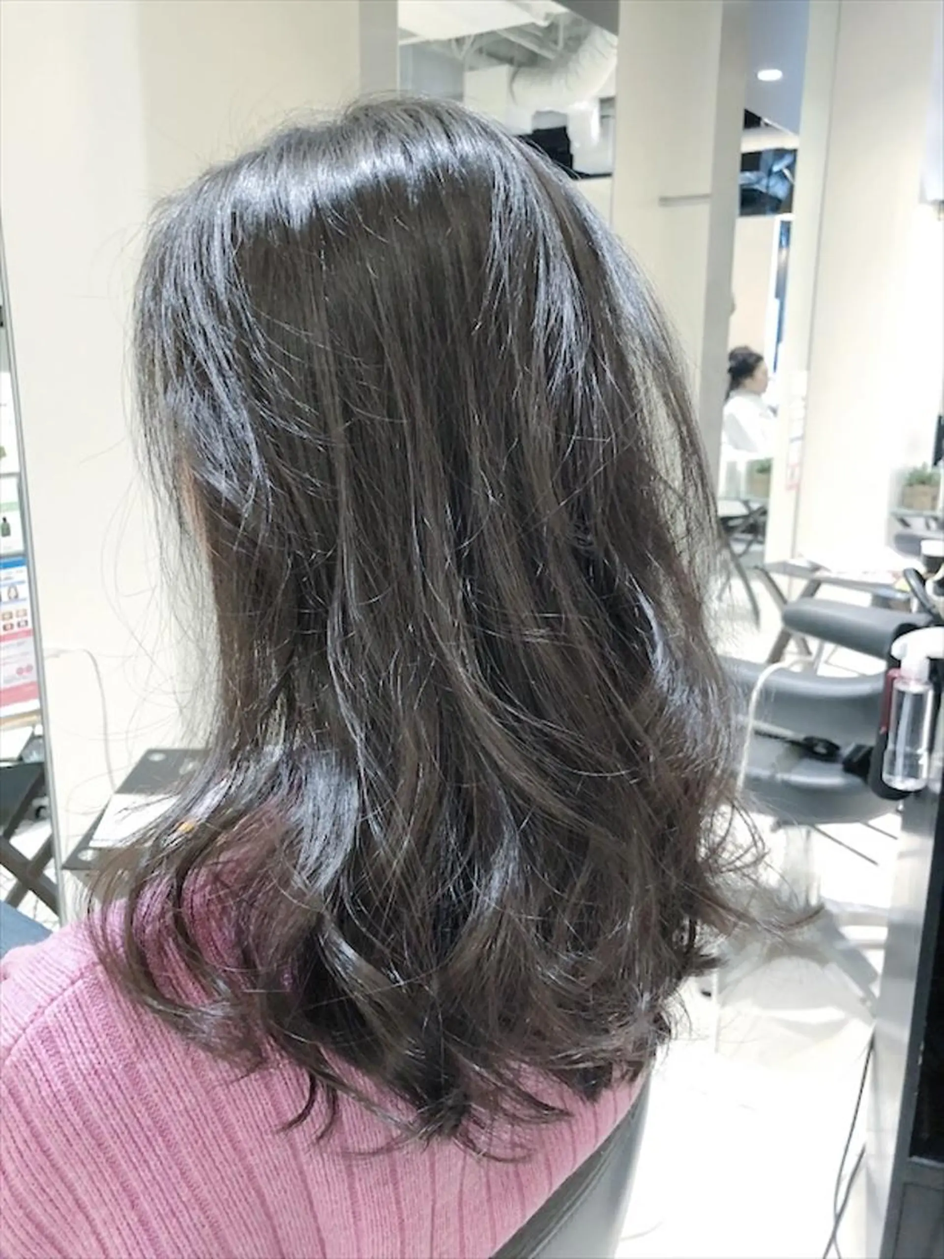 ミディアム カラー aimée/ まつ毛&眉毛サロンの眉毛・アイブロウイメージ