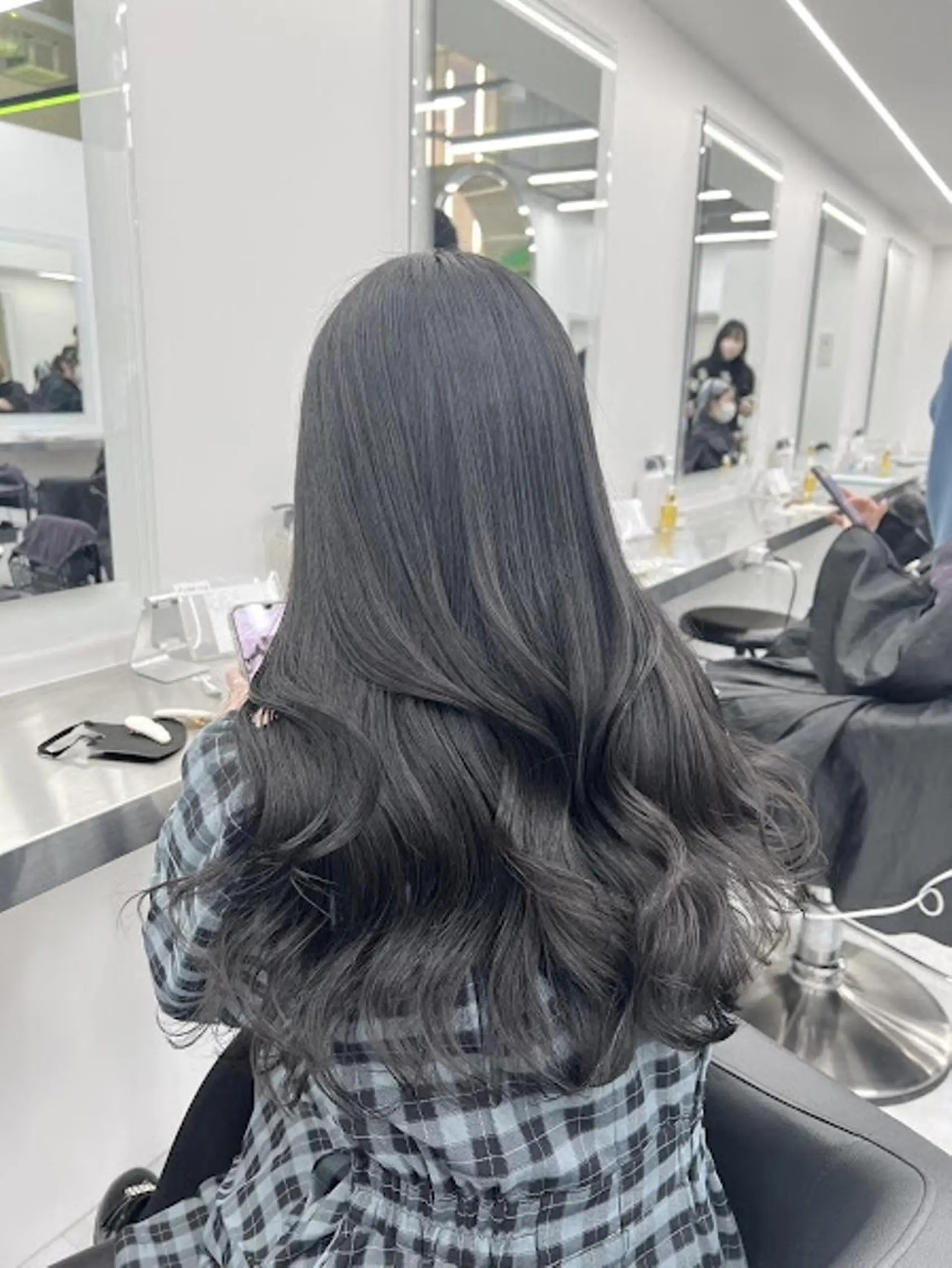 カラー official TUNE銀座🪞🪽のヘアスタイル