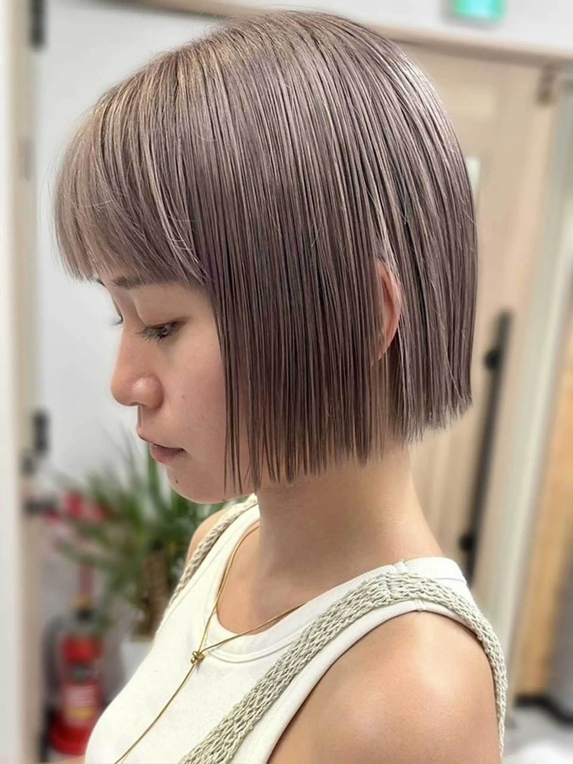 ショート カット ヘアカラー 勝野夏希/ハイトーン /ベージュ/松本のヘアスタイル