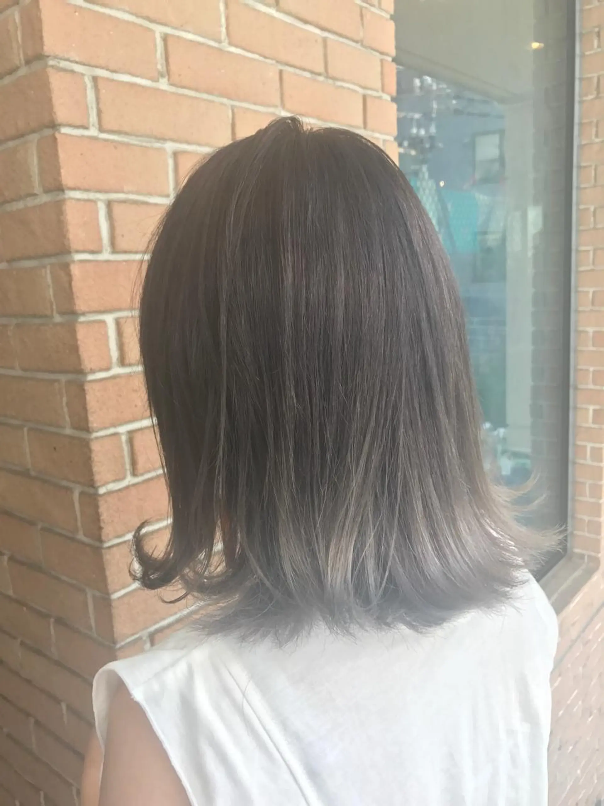 ミディアム カラー パーマ ヘアアレンジ メンズ キッズ ネイル マツエク・マツパ ダークグレー ダークグレージュ ダブルカラー グレージュ サロンドミルク 原宿のヘアスタイル