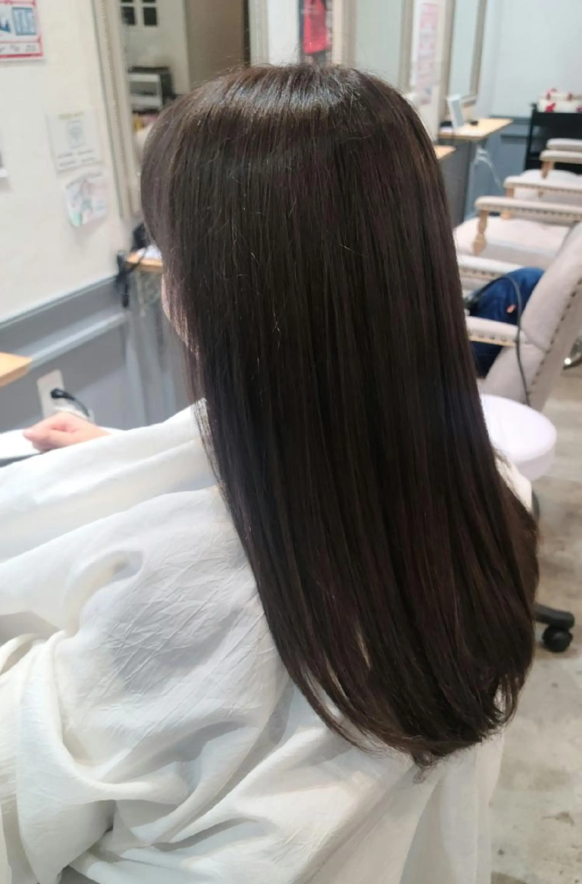 ロング カラー イルミナカラー 赤松 摩美のヘアスタイル