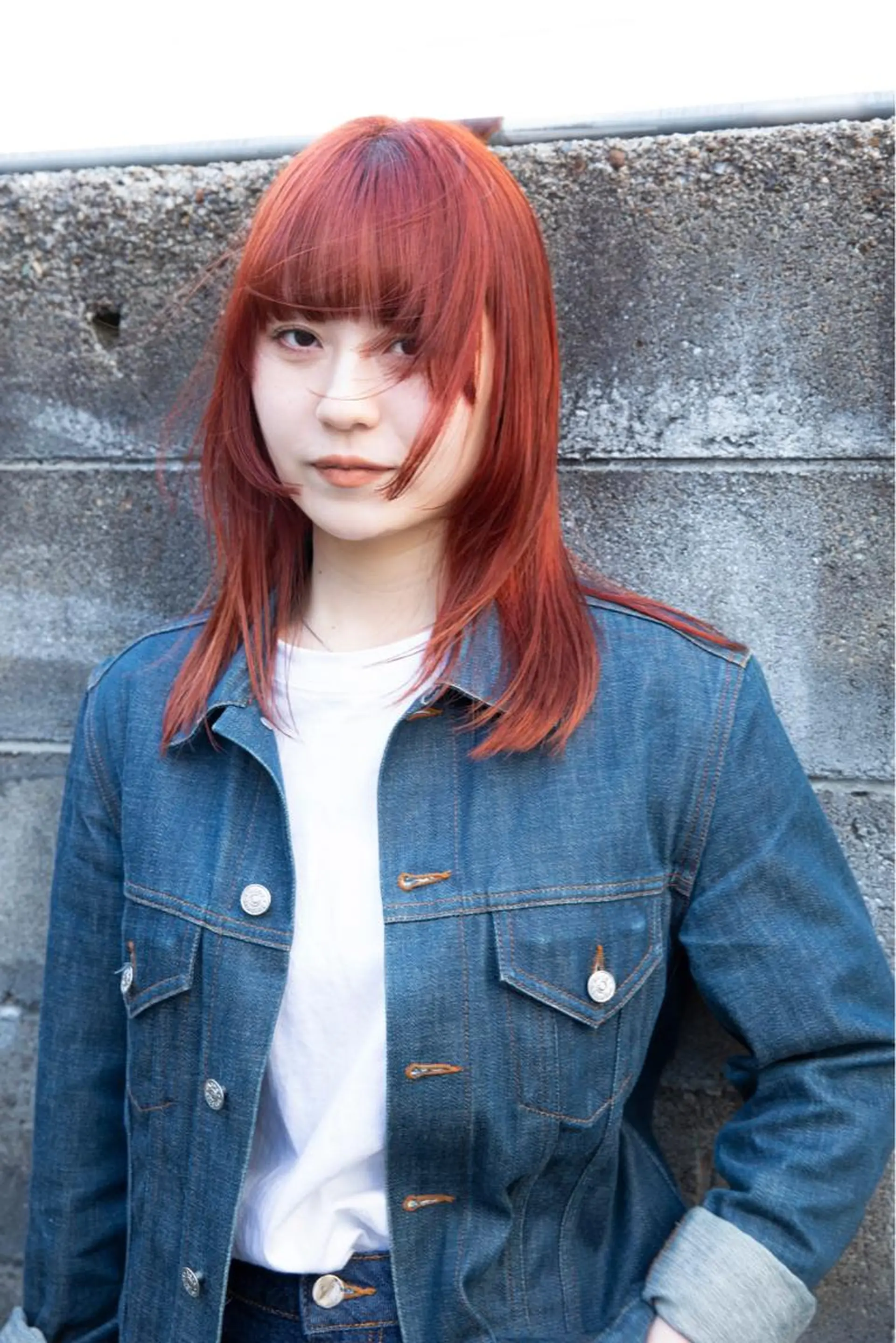 セミロング カラー ブリーチ オレンジ レイヤーカット ウルフカット カット ヘアカラー 千葉 郁也のヘアスタイル