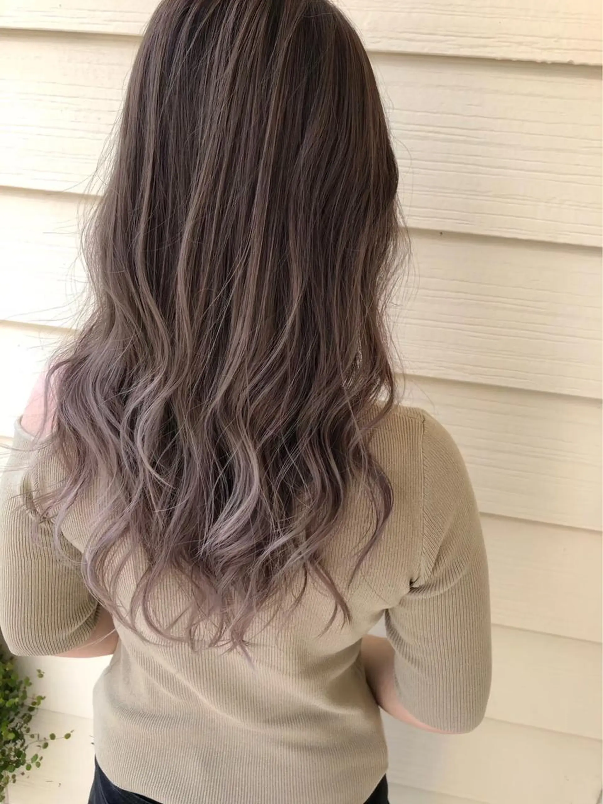 セミロング カラー 小山 美月のヘアスタイル