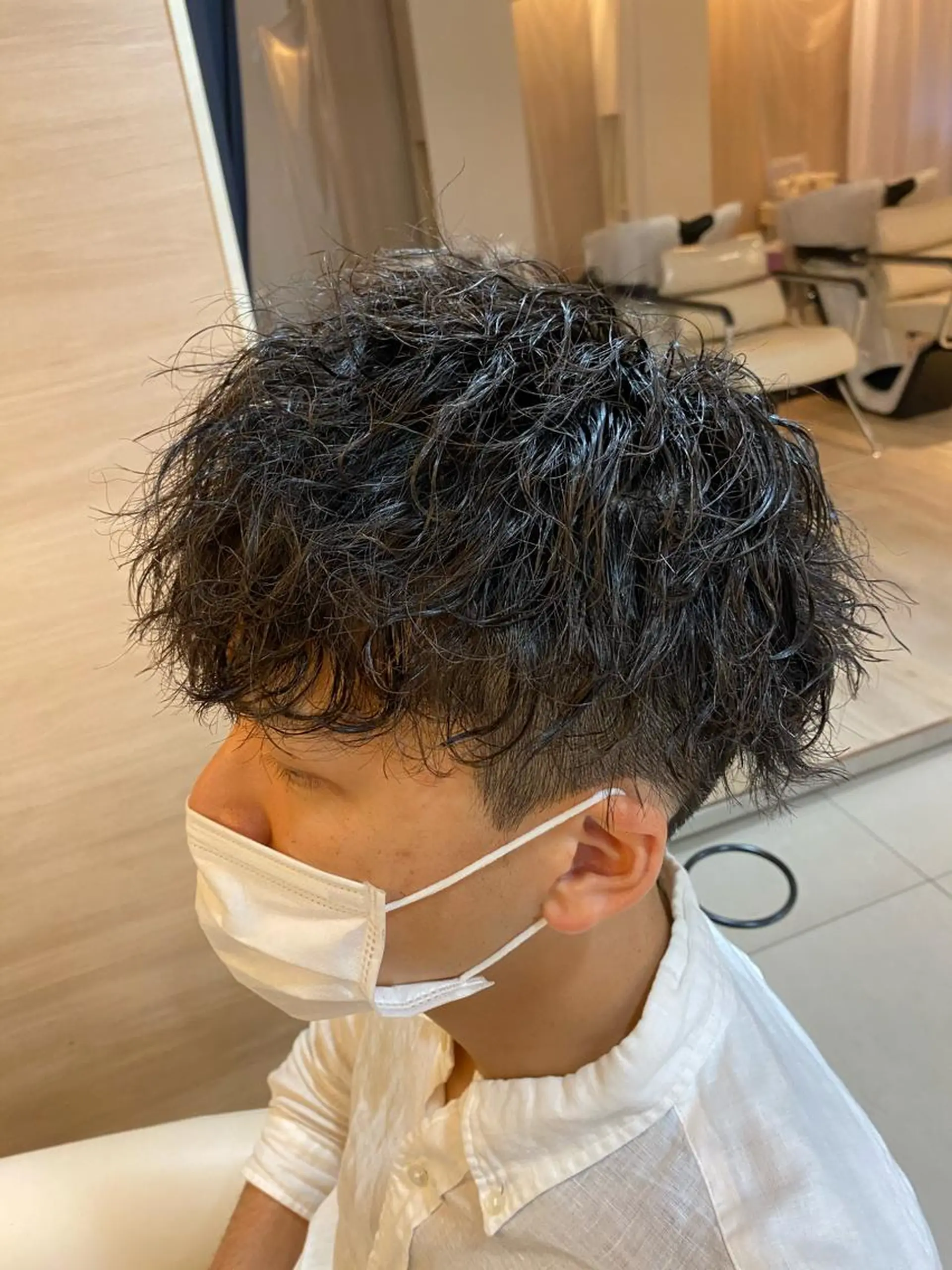 ショート パーマ メンズ マッシュ メンズパーマ 塩谷黎✨ブリーチ無W カラーメンズパーマ✨のヘアスタイル