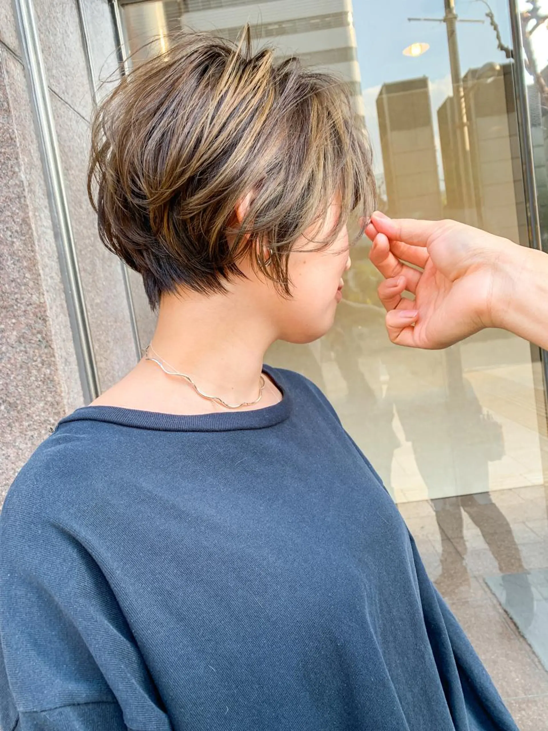 ショート カラー ベージュカラー ブリーチ ハイライトカラー ハイライト ショートヘア ショート/ ボブ/今井皓のヘアスタイル