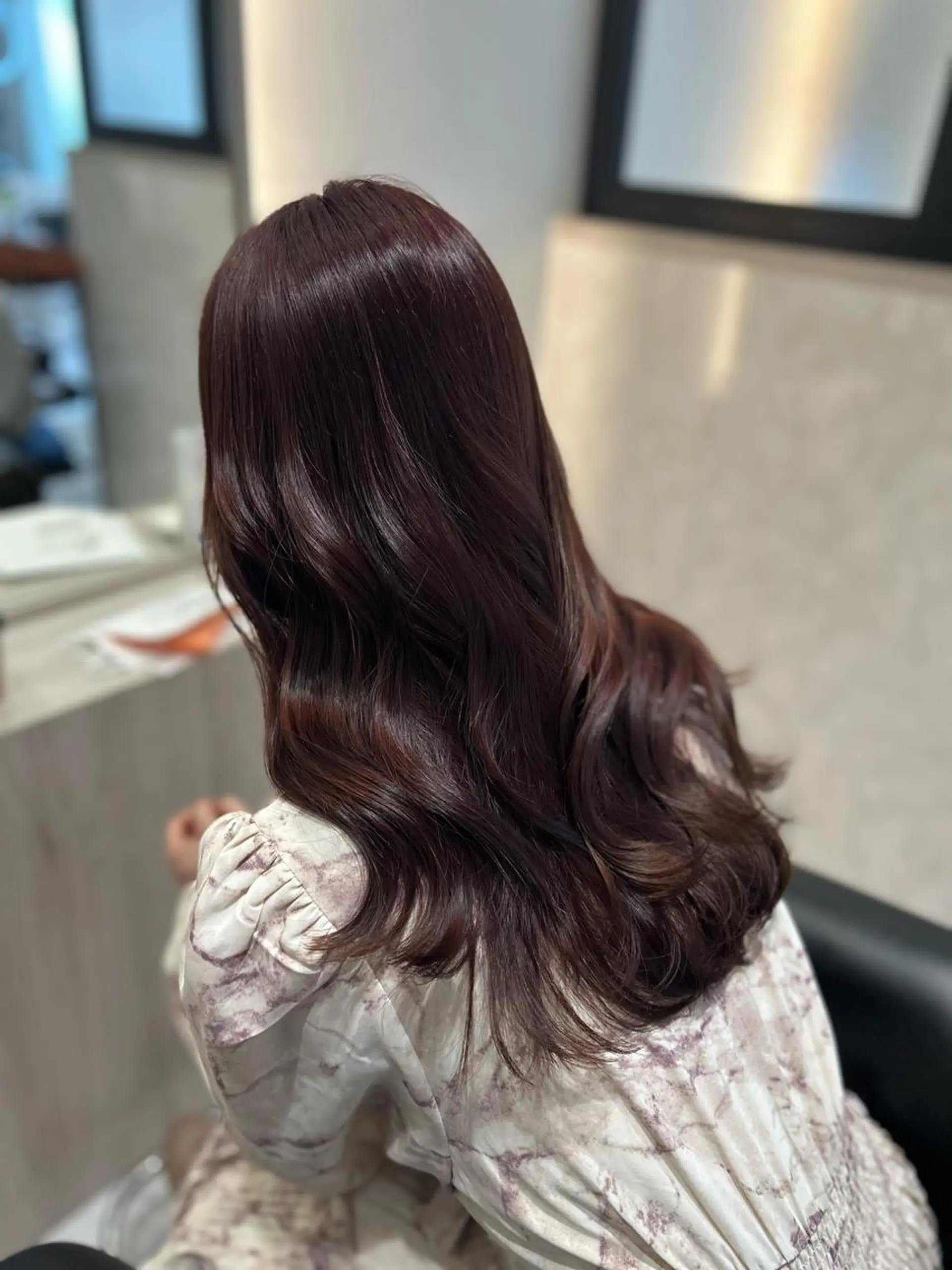 ロング カラー カット ヘアカラー トリートメント &chaLme   心斎橋所属・emi/髪質改善/ 韓国風/艶カラーのヘアスタイル