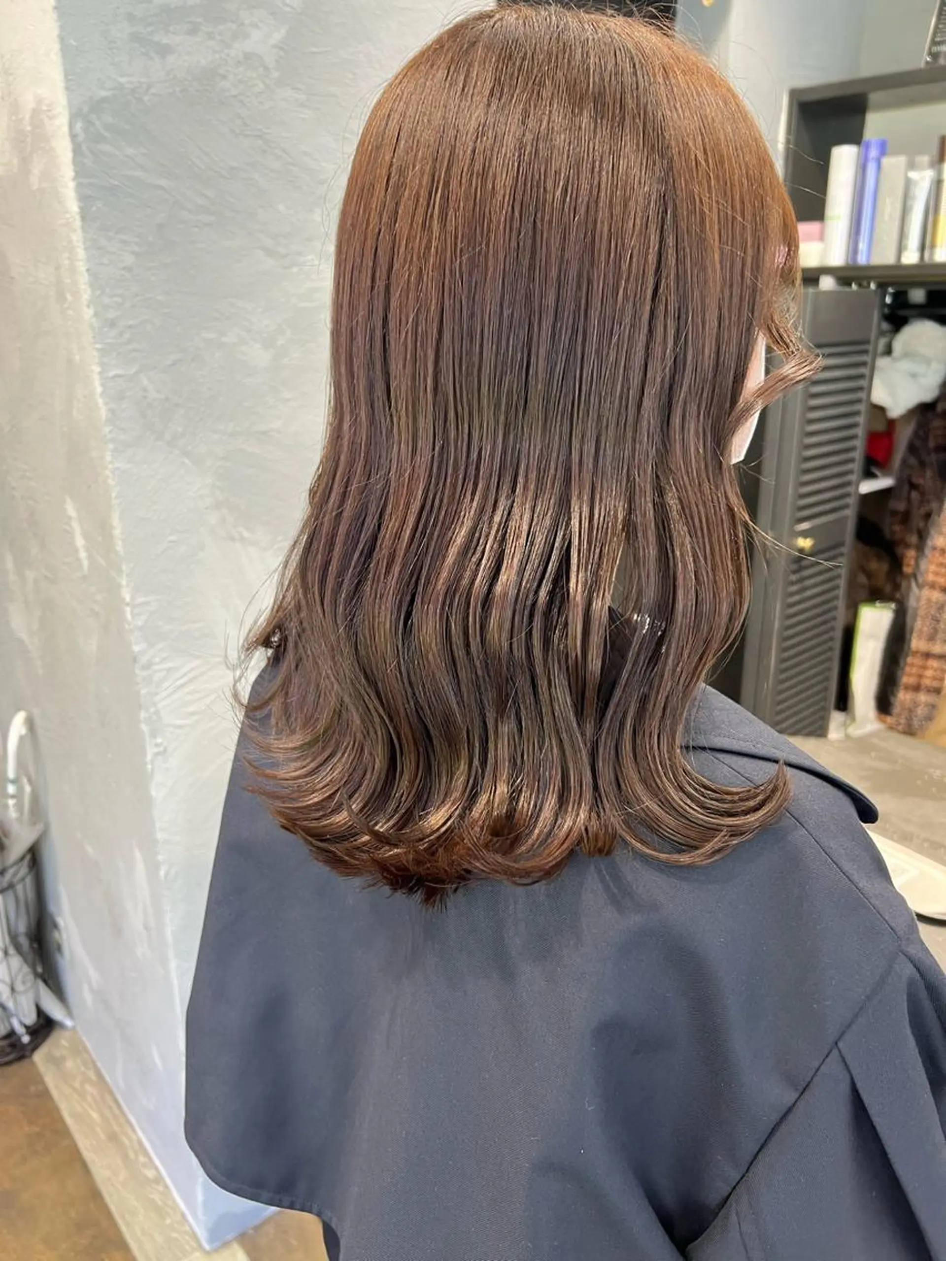 セミロング maya レイヤーカットのヘアスタイル