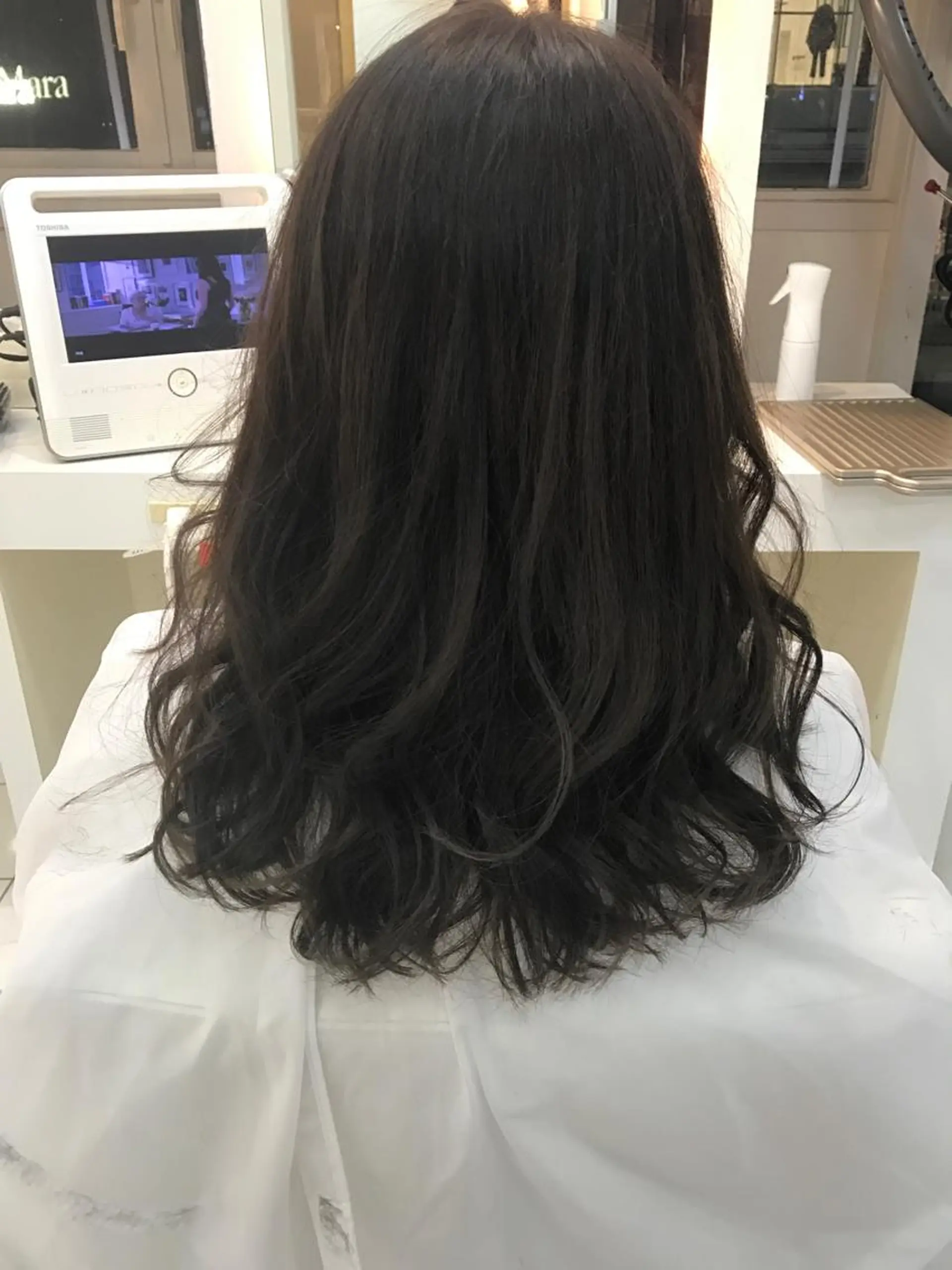 セミロング ロング カラー 内藤 達也のヘアスタイル