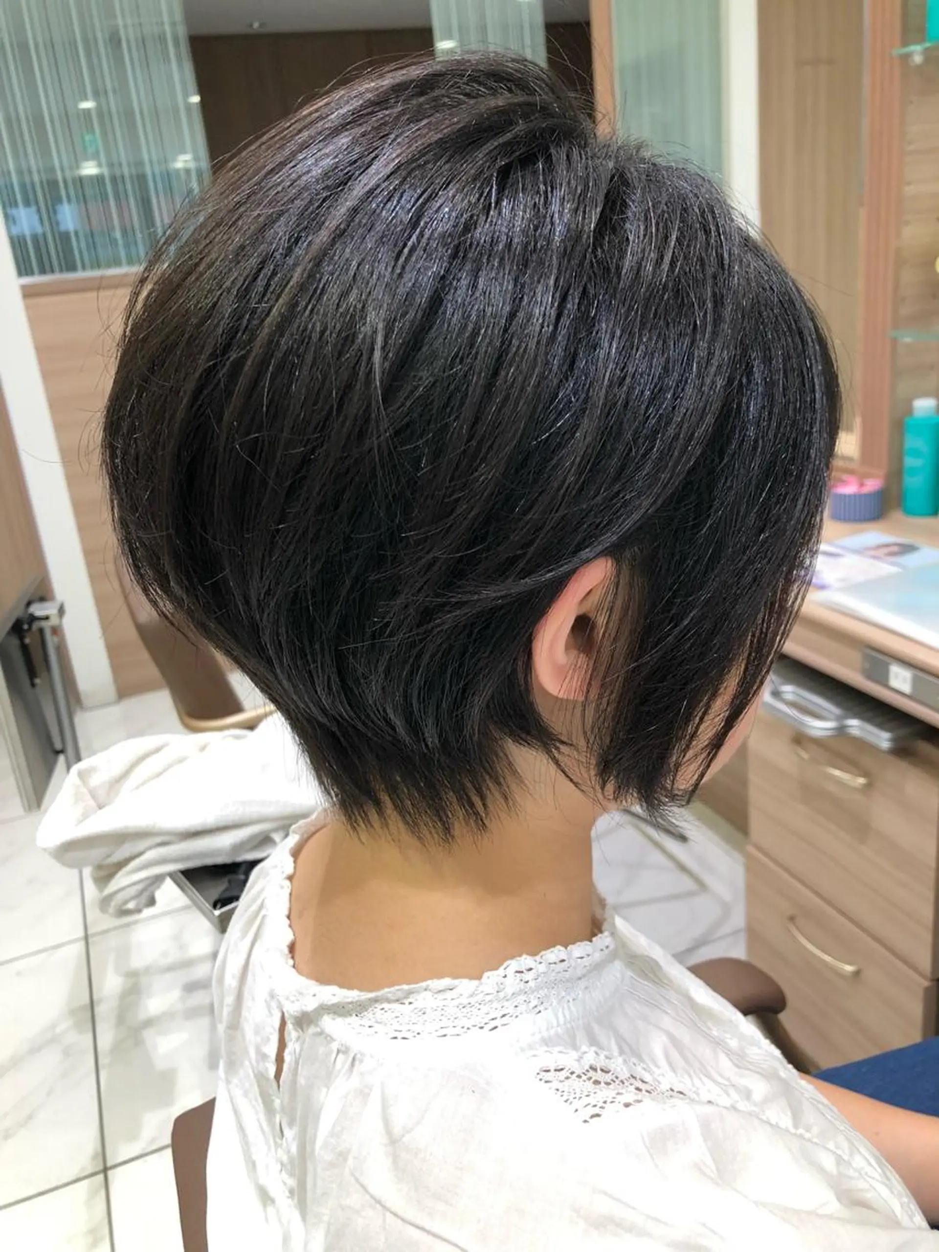 ショート カット ヘアカラー トリートメント 大人女性のショート ・ボブ✂︎沼尻典祥のヘアスタイル