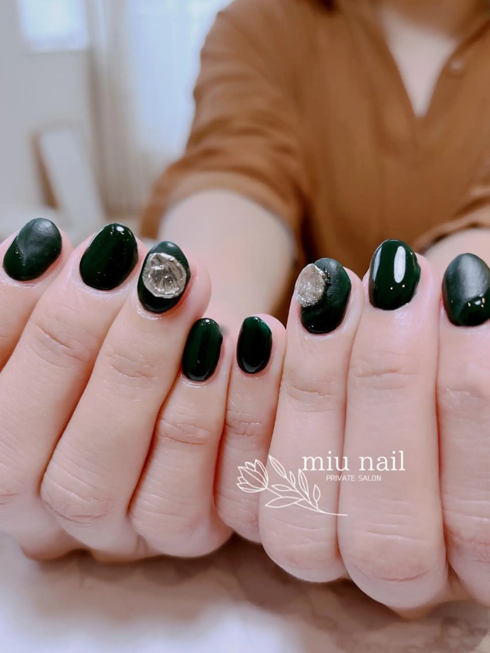 ネイル 杉本 孝美のネイルデザイン