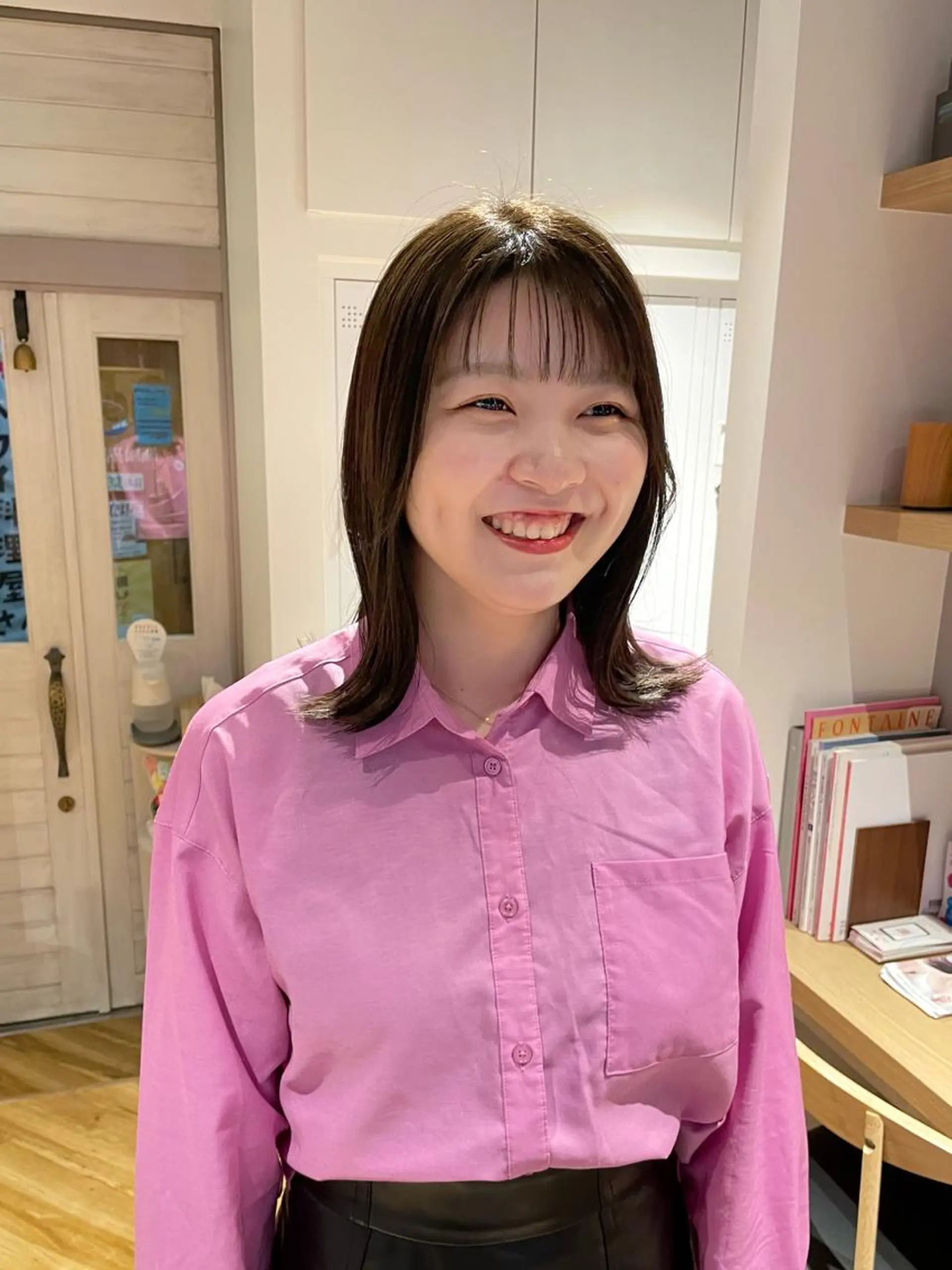 ミディアム カラー 杉村 未来のヘアスタイル