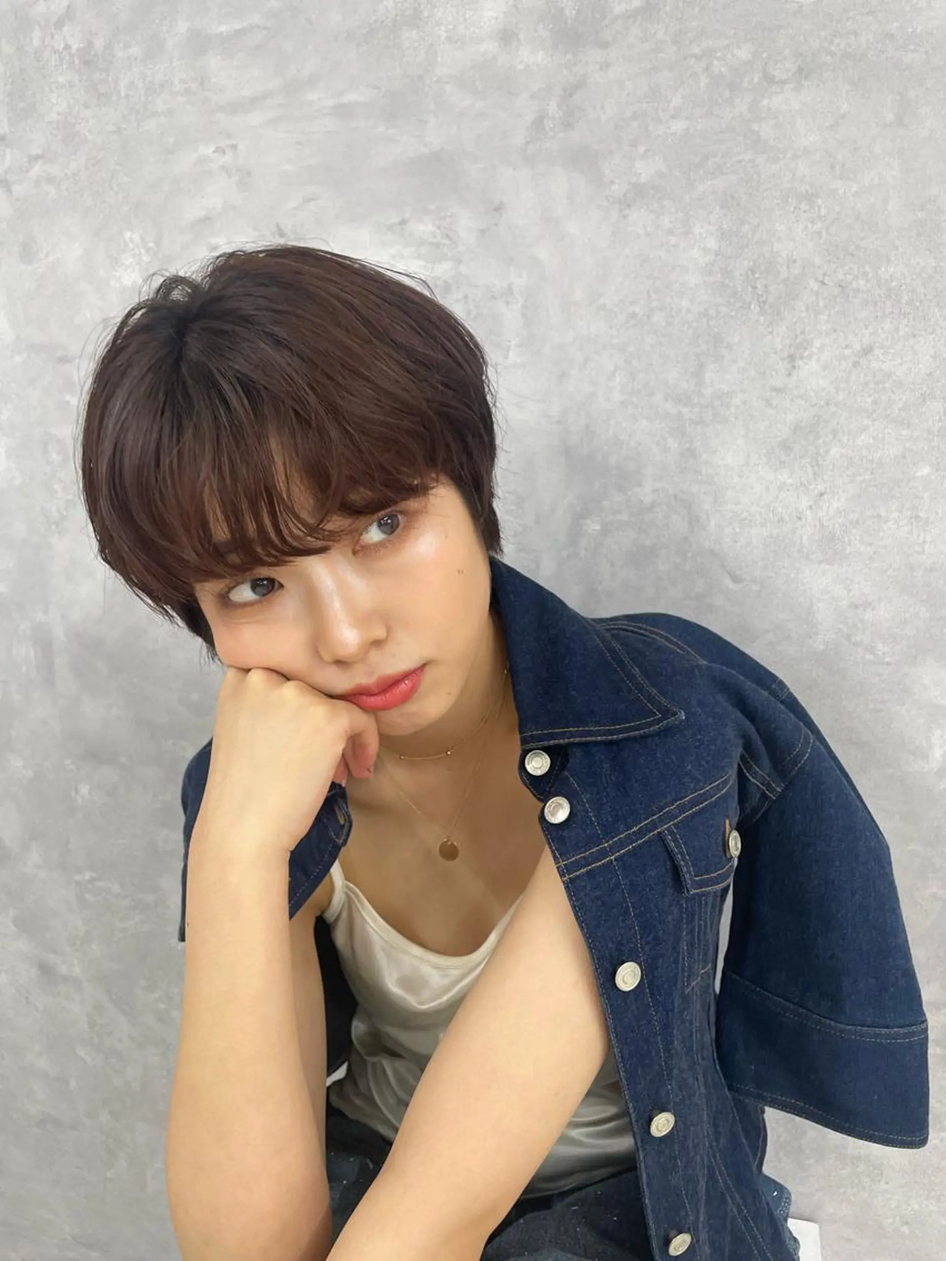 ショート ショートヘア 🍑暖色／レイヤー／ 真希🎀のヘアスタイル