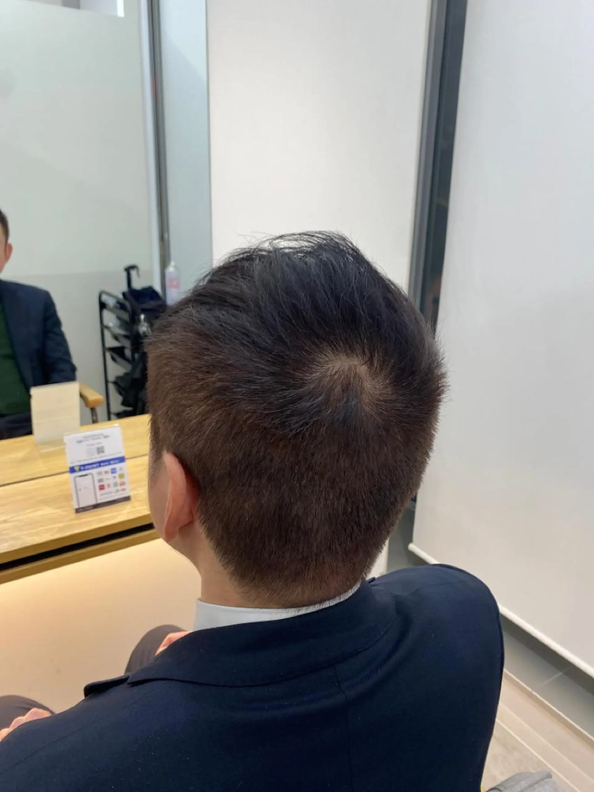 ショート マツモト シゲキのヘアスタイル