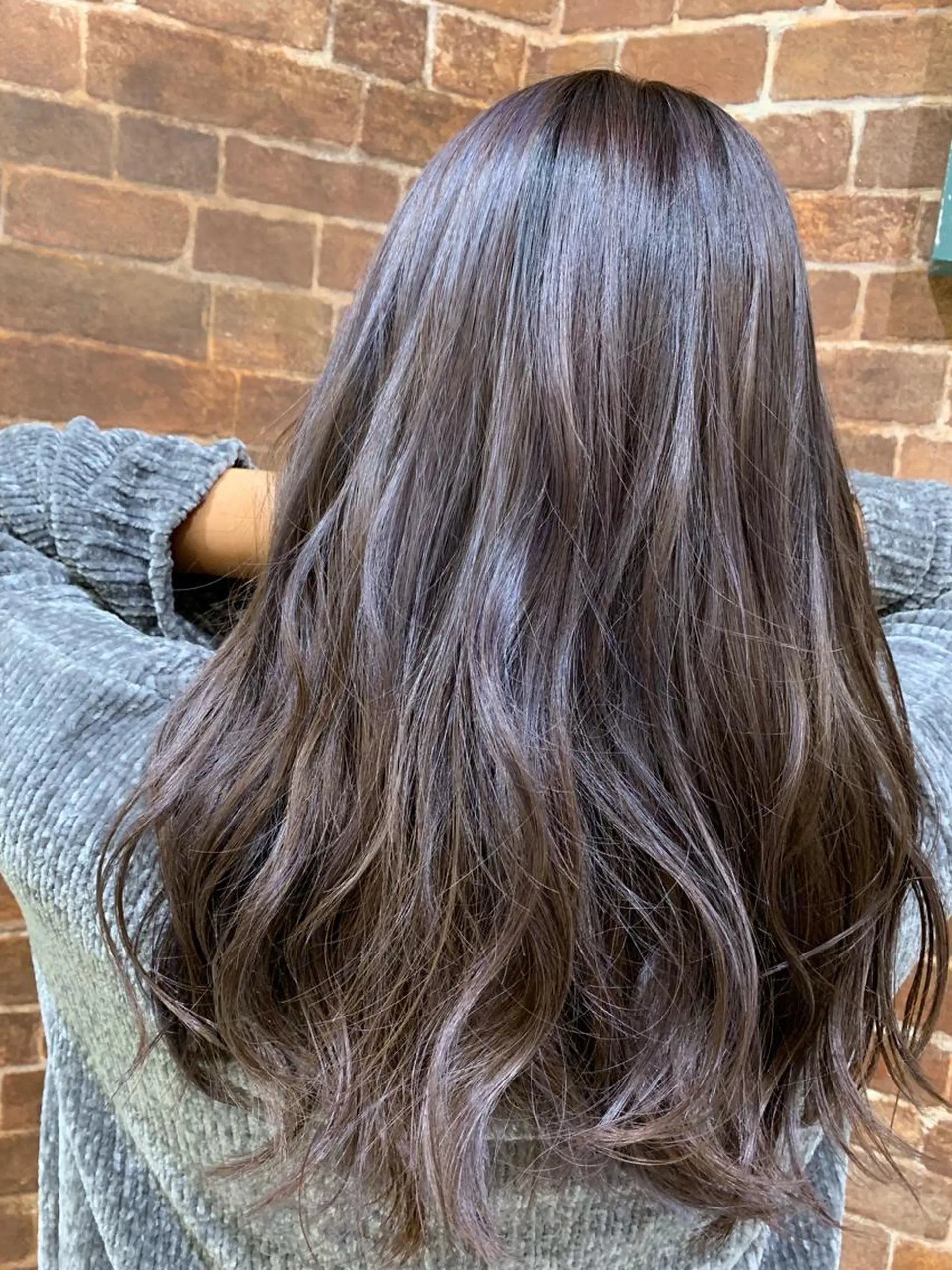 セミロング カラー 透明感カラー ハイライトカラー ハイライト 髪質改善/縮毛矯正 ツヤ髪🩷さつきのヘアスタイル