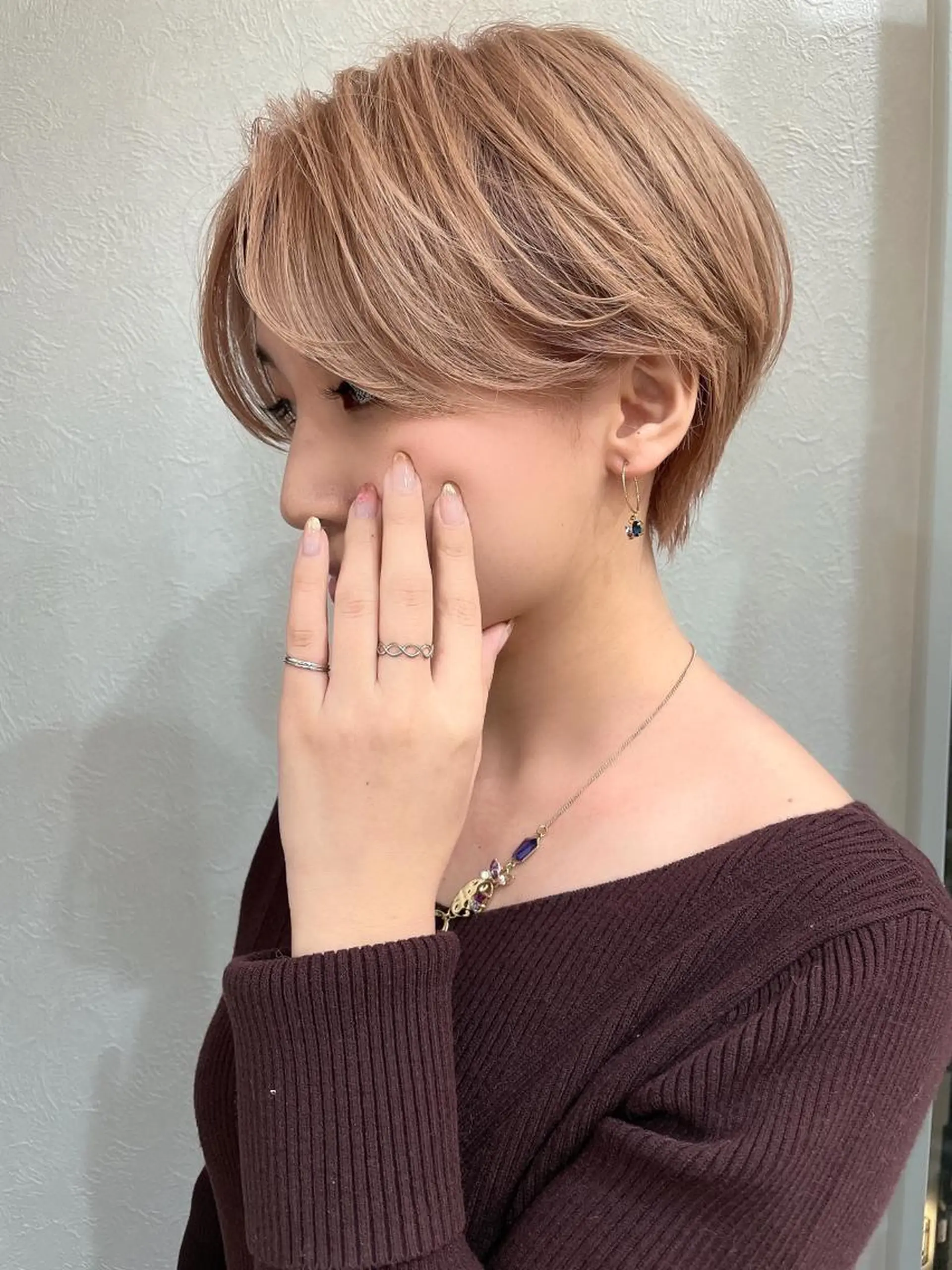 ショート ハンサムショート ハイライト 髪質改善 レイヤーカット マニッシュショート 🎗️comoda 神戸三宮 髪質改善のヘアスタイル