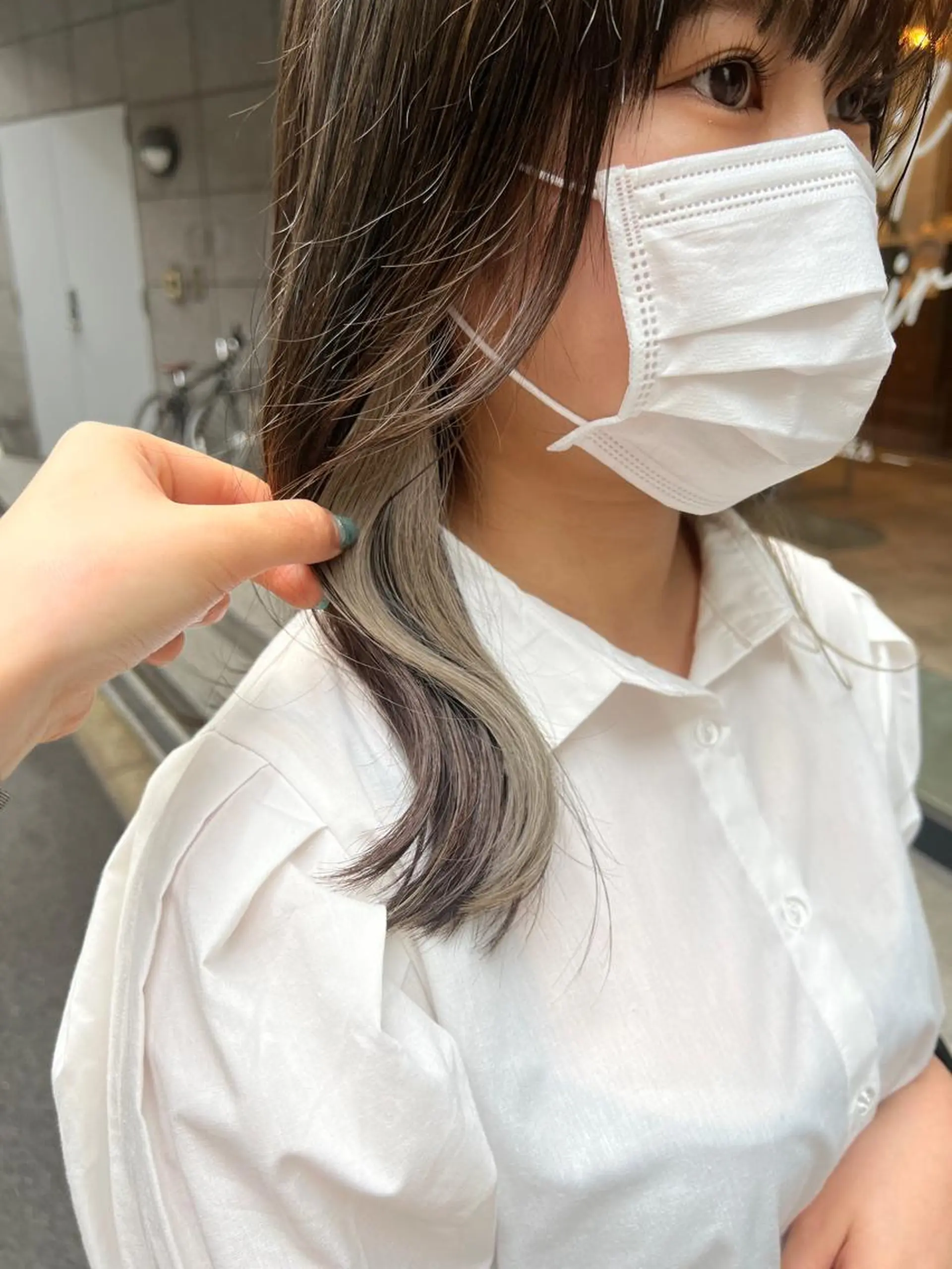 ロング カラー イヤリングカラー THINK SHOP sakiのヘアスタイル