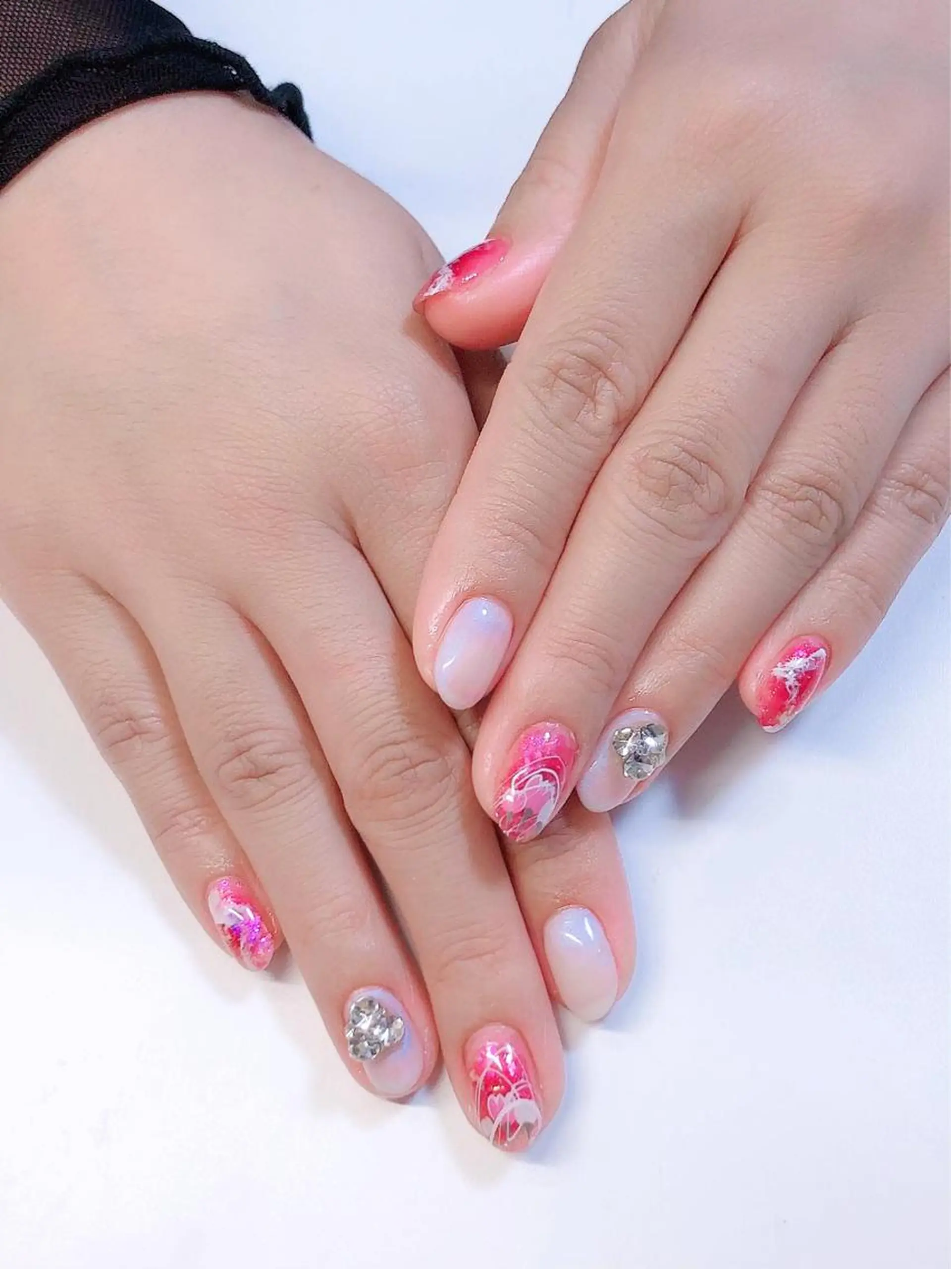 ネイル ハンドネイル 片平 恭子のマツエク・マツパデザイン