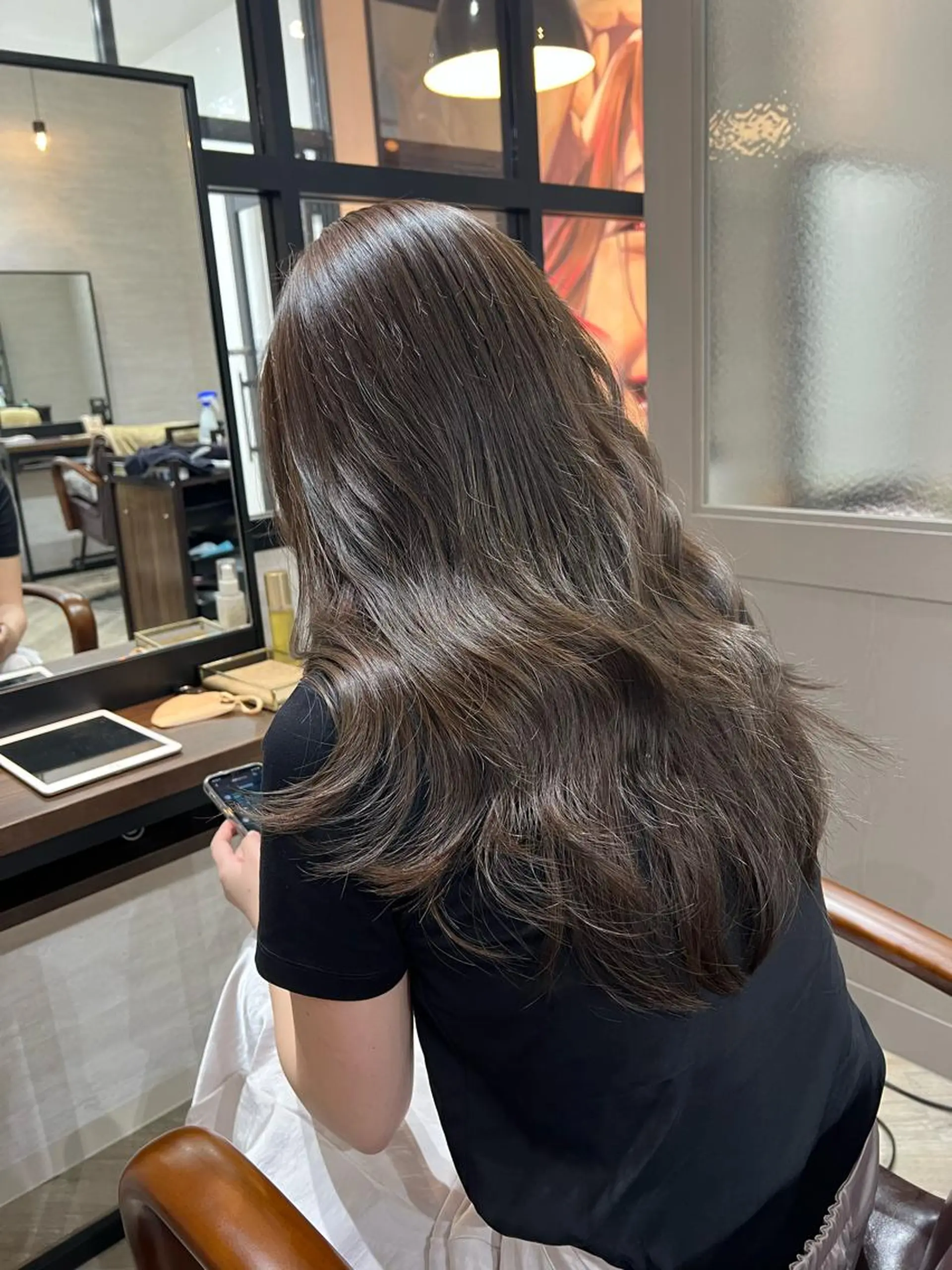 ロング カラー グレージュ レイヤーカット 顔まわり職人🇰🇷 韓国ヘア/KAITOのヘアスタイル