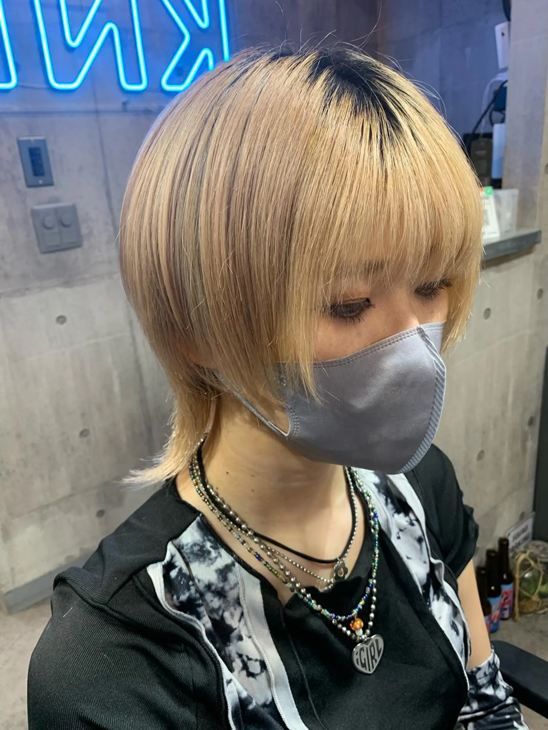 ミディアム ウルフカット カット トリートメント ハイトーン/メンズ/ ウルフ特化   小松のヘアスタイル