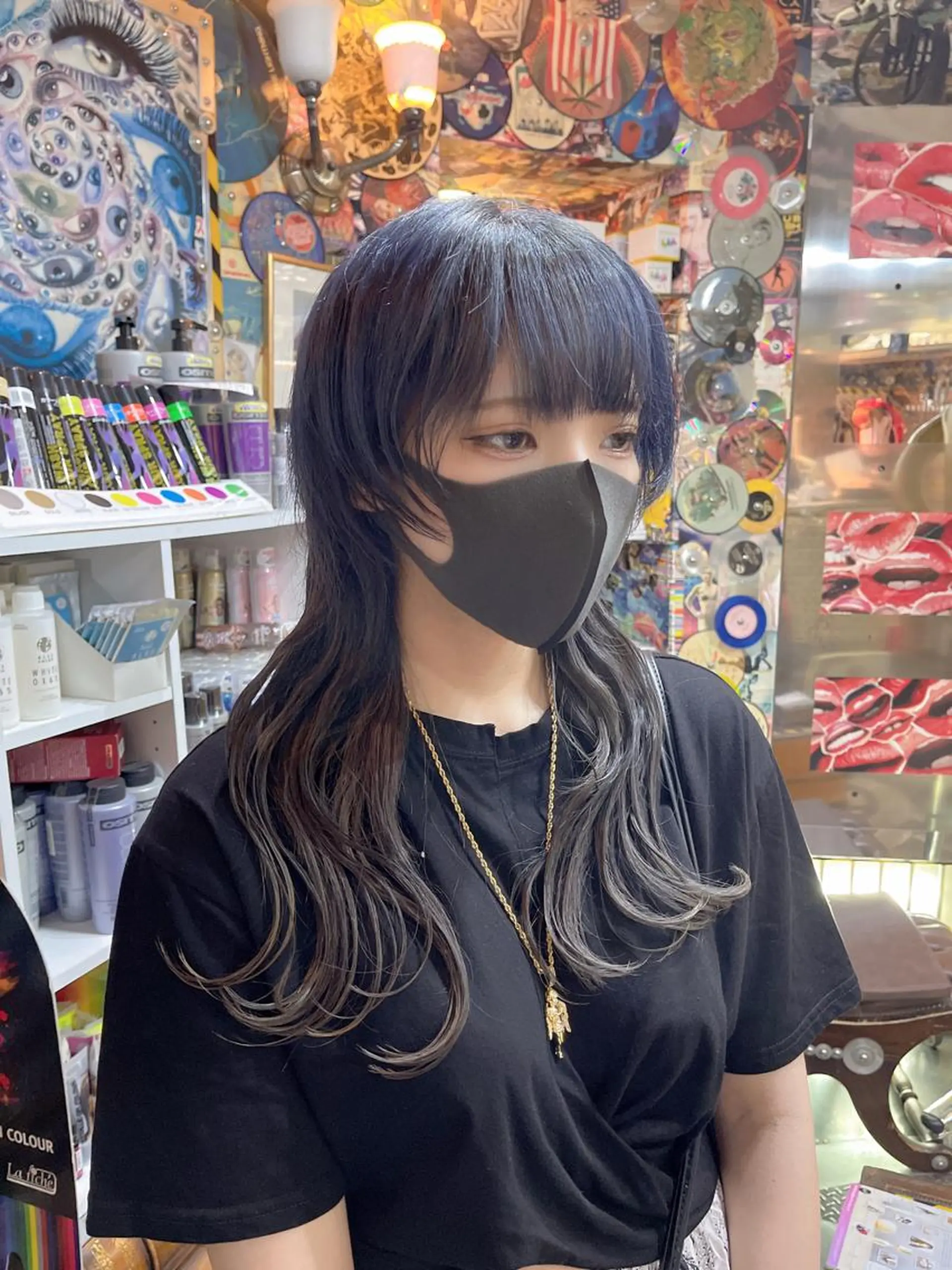 ロング カラー ヘアアレンジ アッシュ ブリーチ ブルーカラー ブルーアッシュ インナーカラー 🌈派手髪エクステ ブレイズ🌈ひろとのヘアスタイル