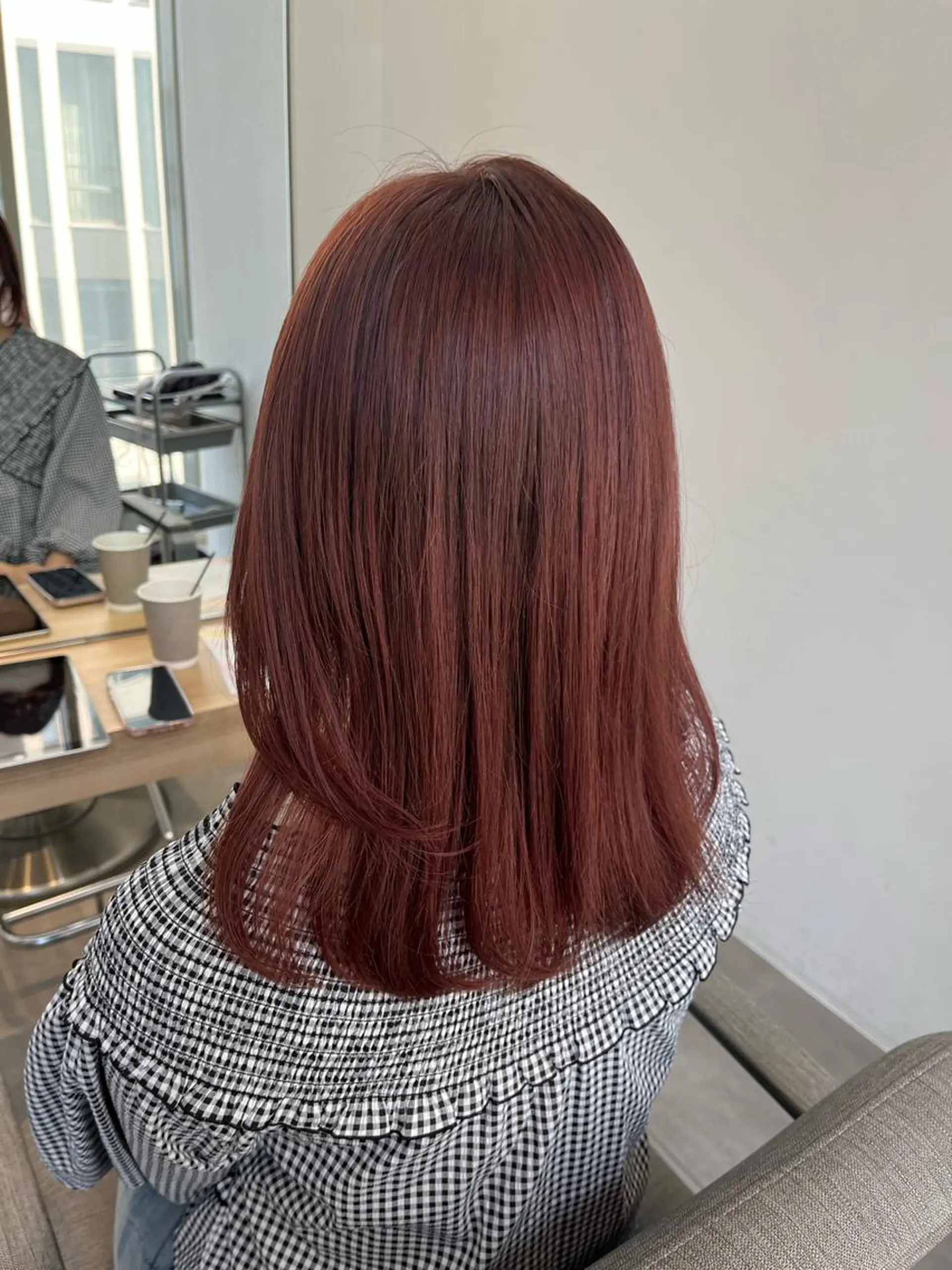 ミディアム カラー レイヤーカット 新宿🤍Maiのヘアスタイル