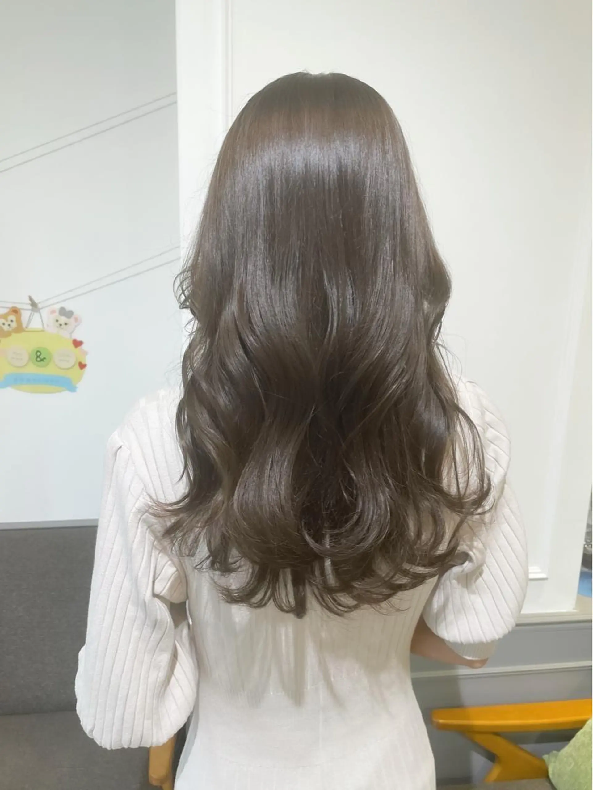 ロング カラー グレージュ オリーブグレージュ オリーブグレー くびれヘア エギョモリ カット ヘアカラー トリートメント 横浜/レイヤーカット /韓国ヘア/佐藤記正のヘアスタイル