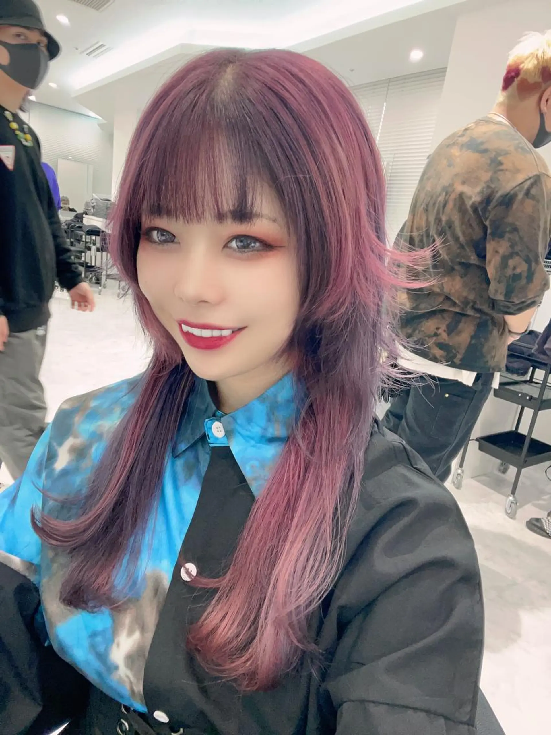 ロング コテ巻き風パーマ 🦋にこ🦋のヘアスタイル