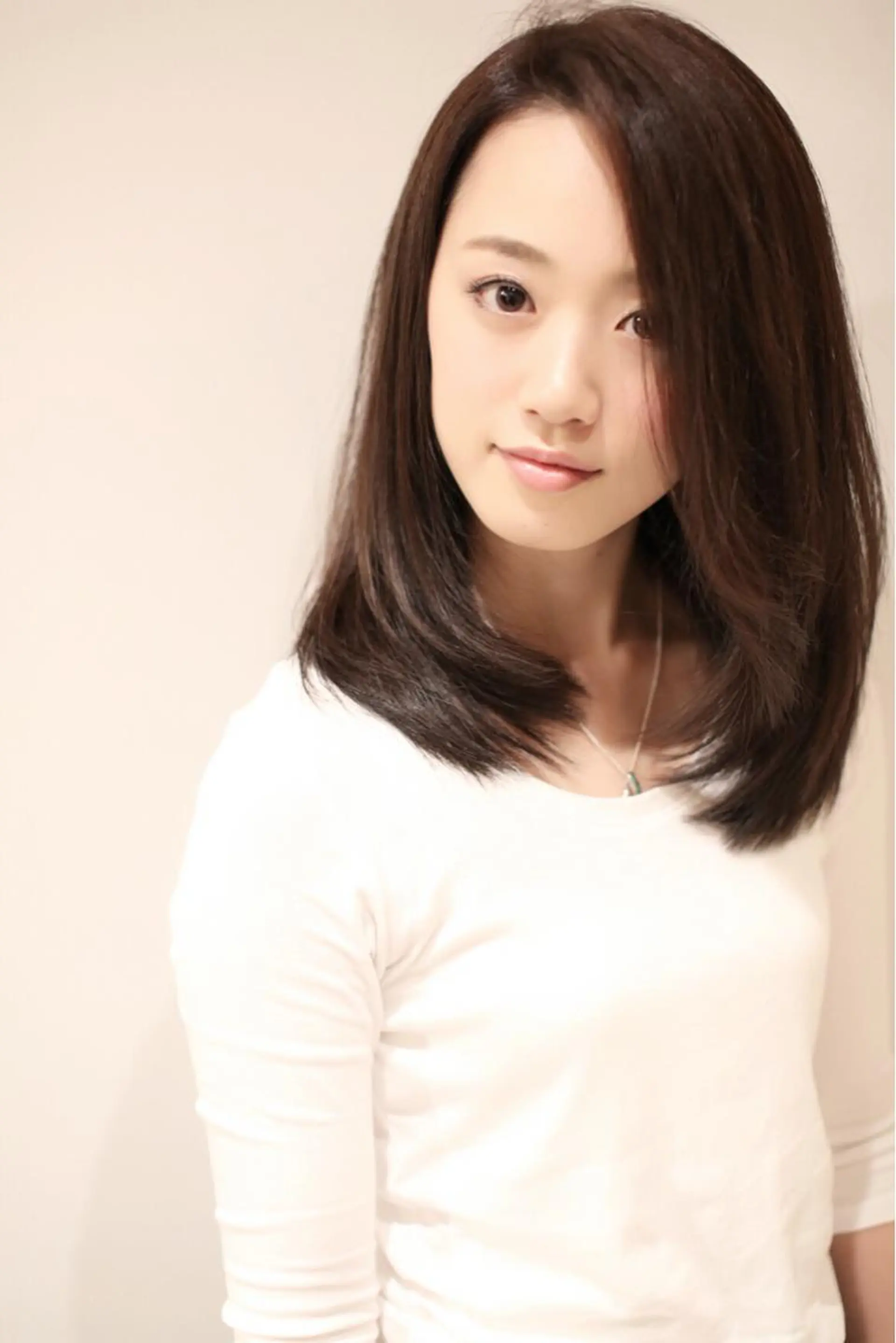 ミディアム セミロング 松永 雄樹のヘアスタイル