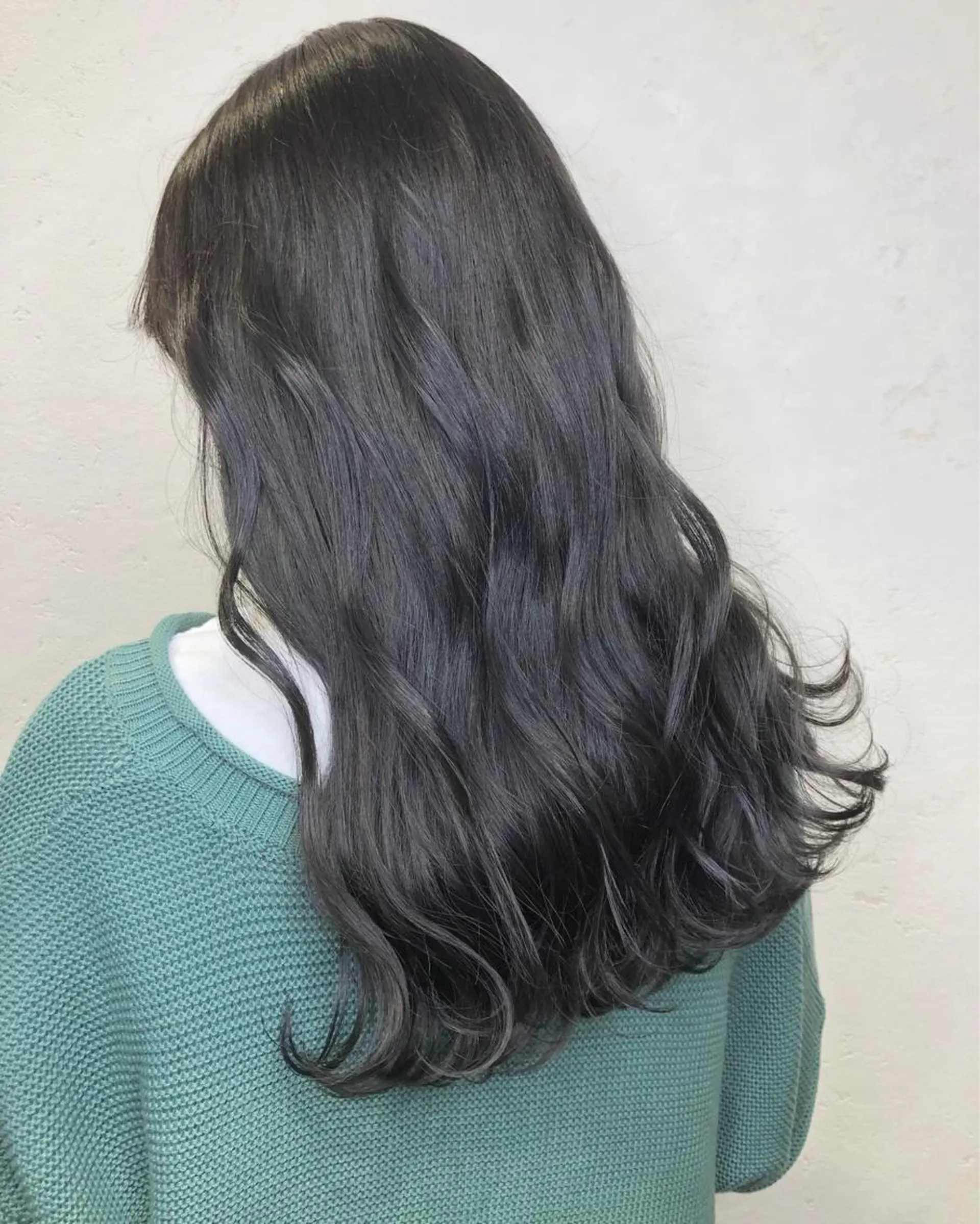 ロング カラー ダークグレー ダークグレージュ グレージュ あさだ しゅうたろうのヘアスタイル