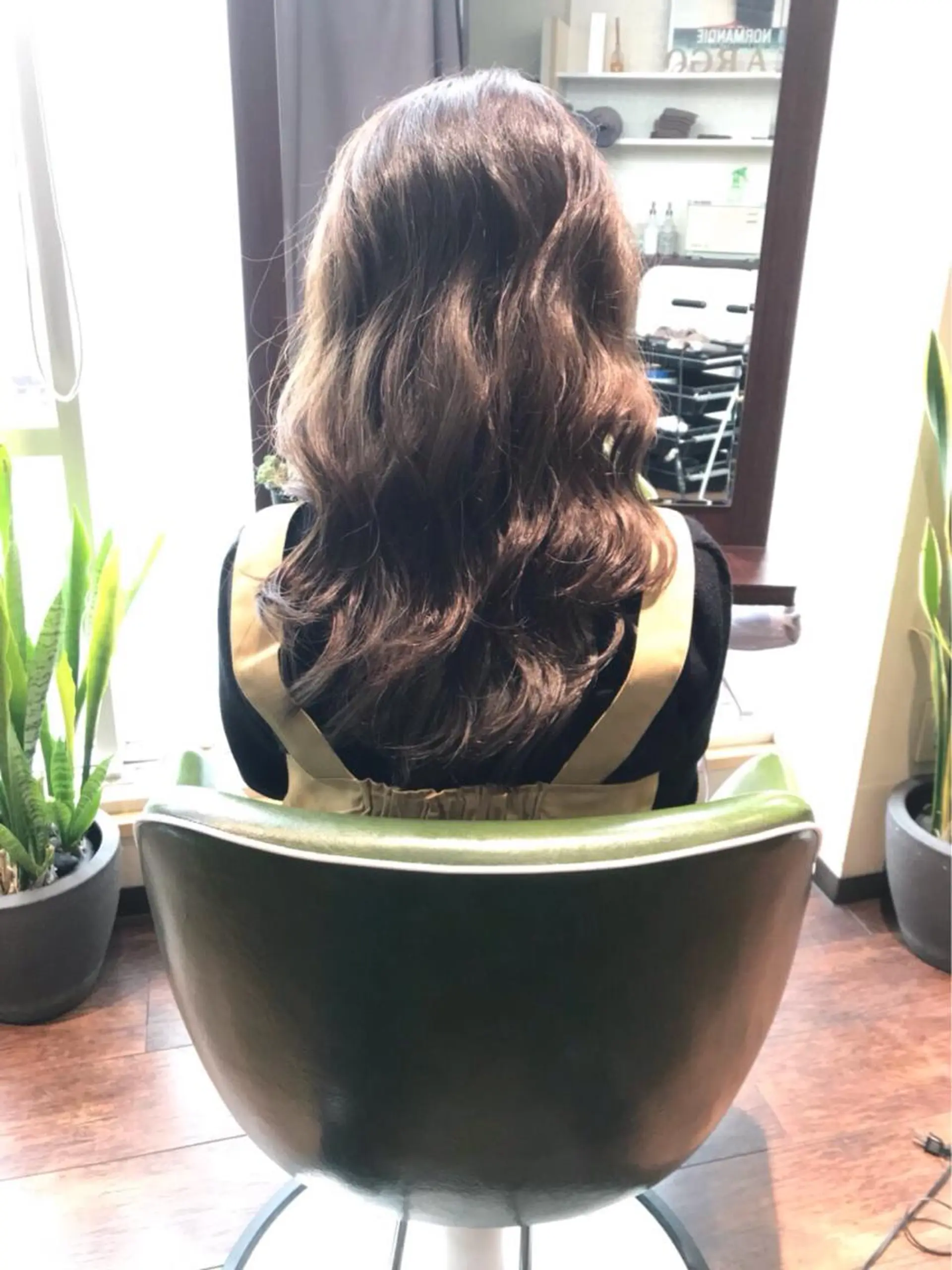 セミロング カラー パーマ カット ヘアカラー 広中 裕一のマツエク・マツパデザイン