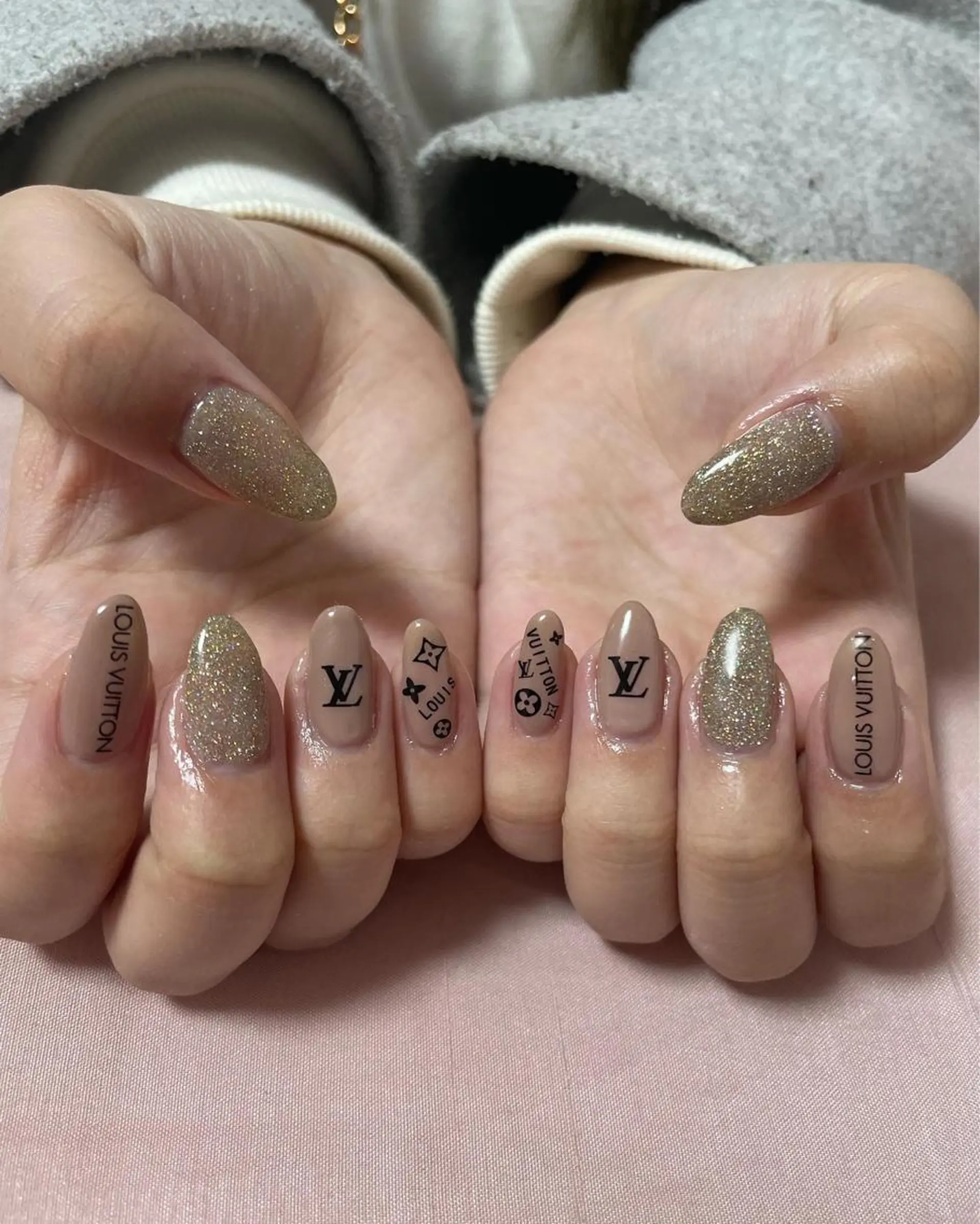 ネイル ハンドネイル フットネイル nailsalon momoのネイルデザイン
