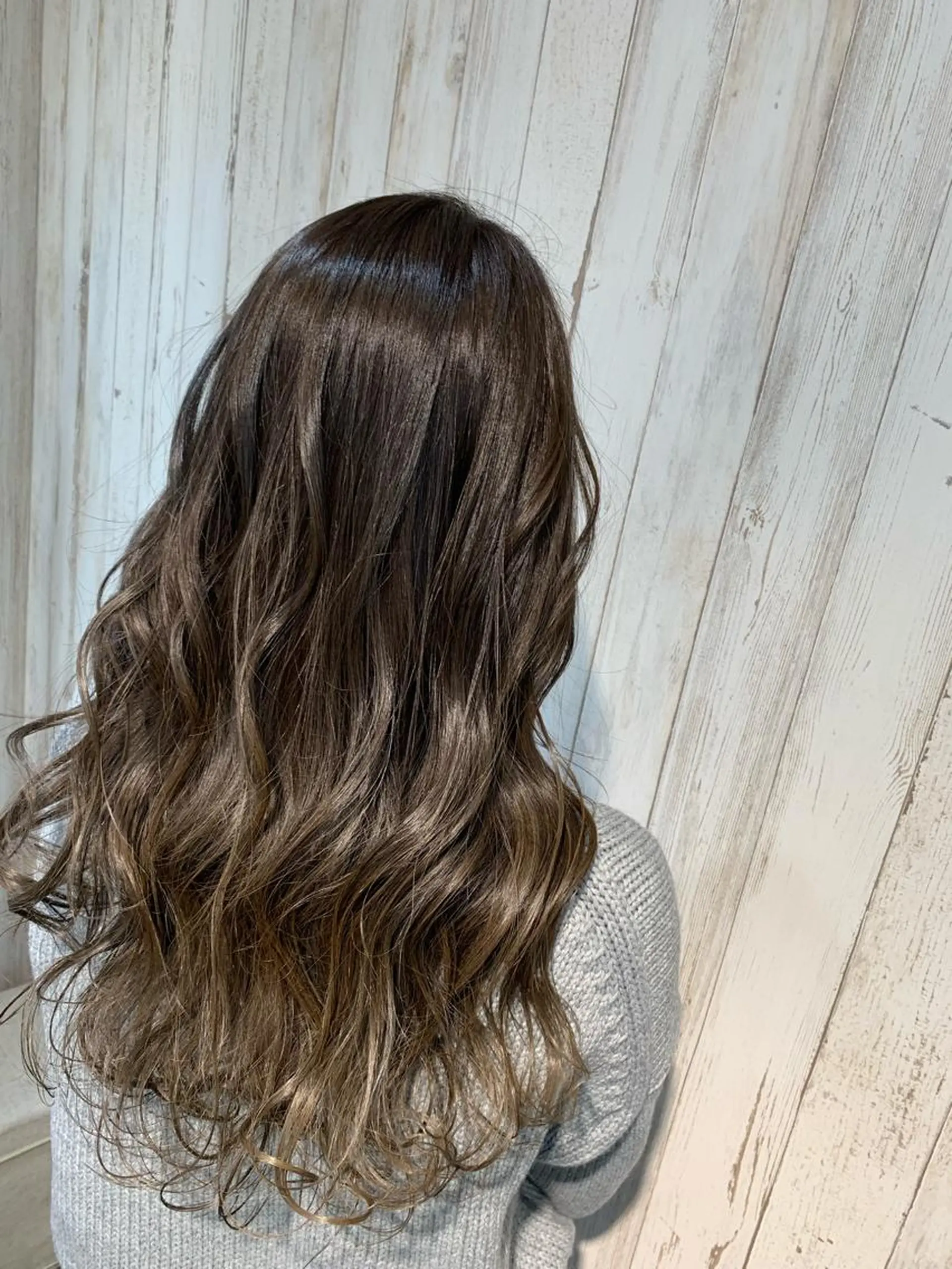 ロング カラー グラデーションカラー ハイライトカラー ハイライト HAIR&MAKE.sia所属・心斎橋韓国ボブ 好原良真のヘアスタイル