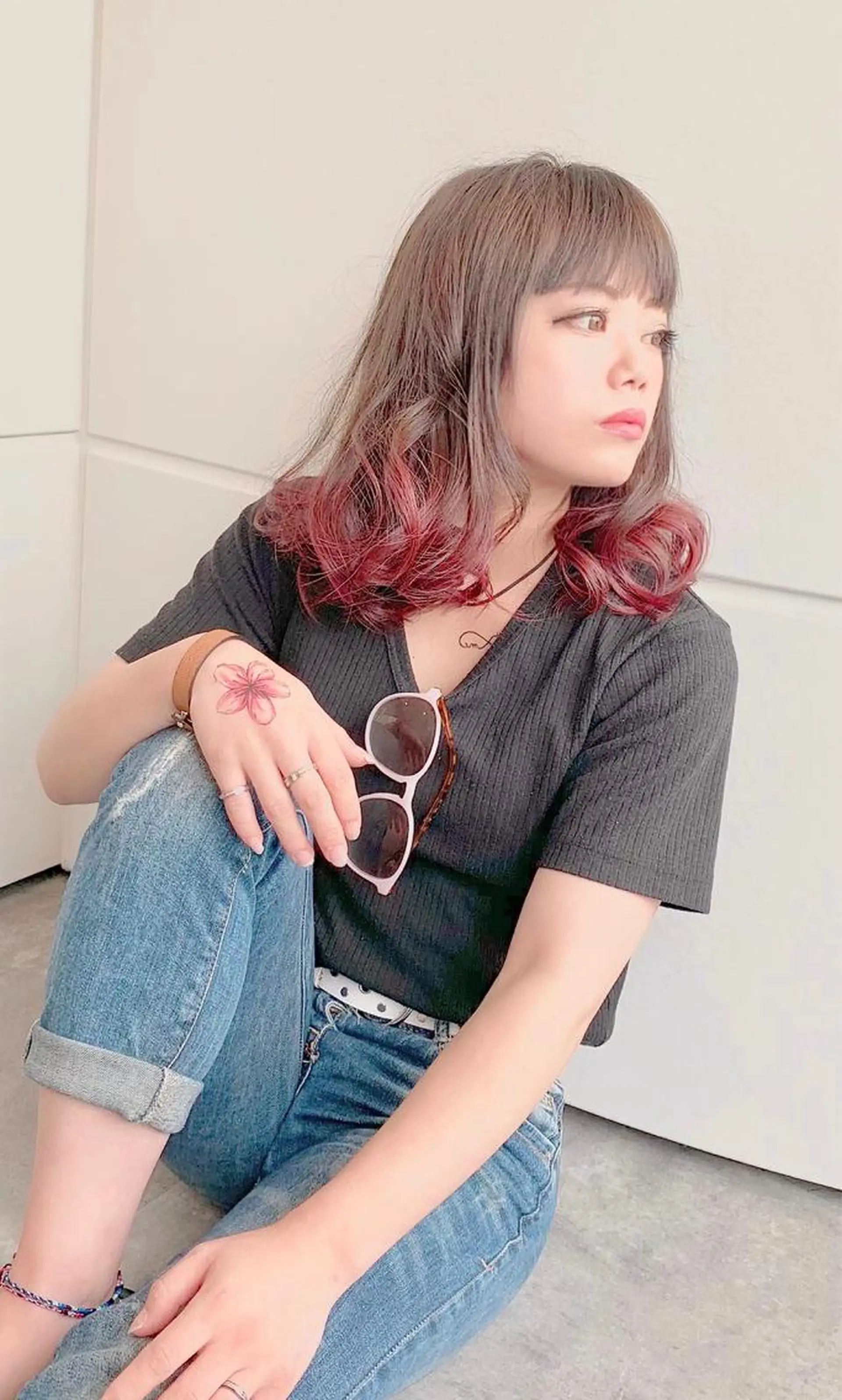 セミロング カラー ブリーチ ピンクカラー レッドカラー ヘアカラー トリートメント La fith  hair chill 松山大街道店所属・不動令 認定カラーリストのヘアスタイル