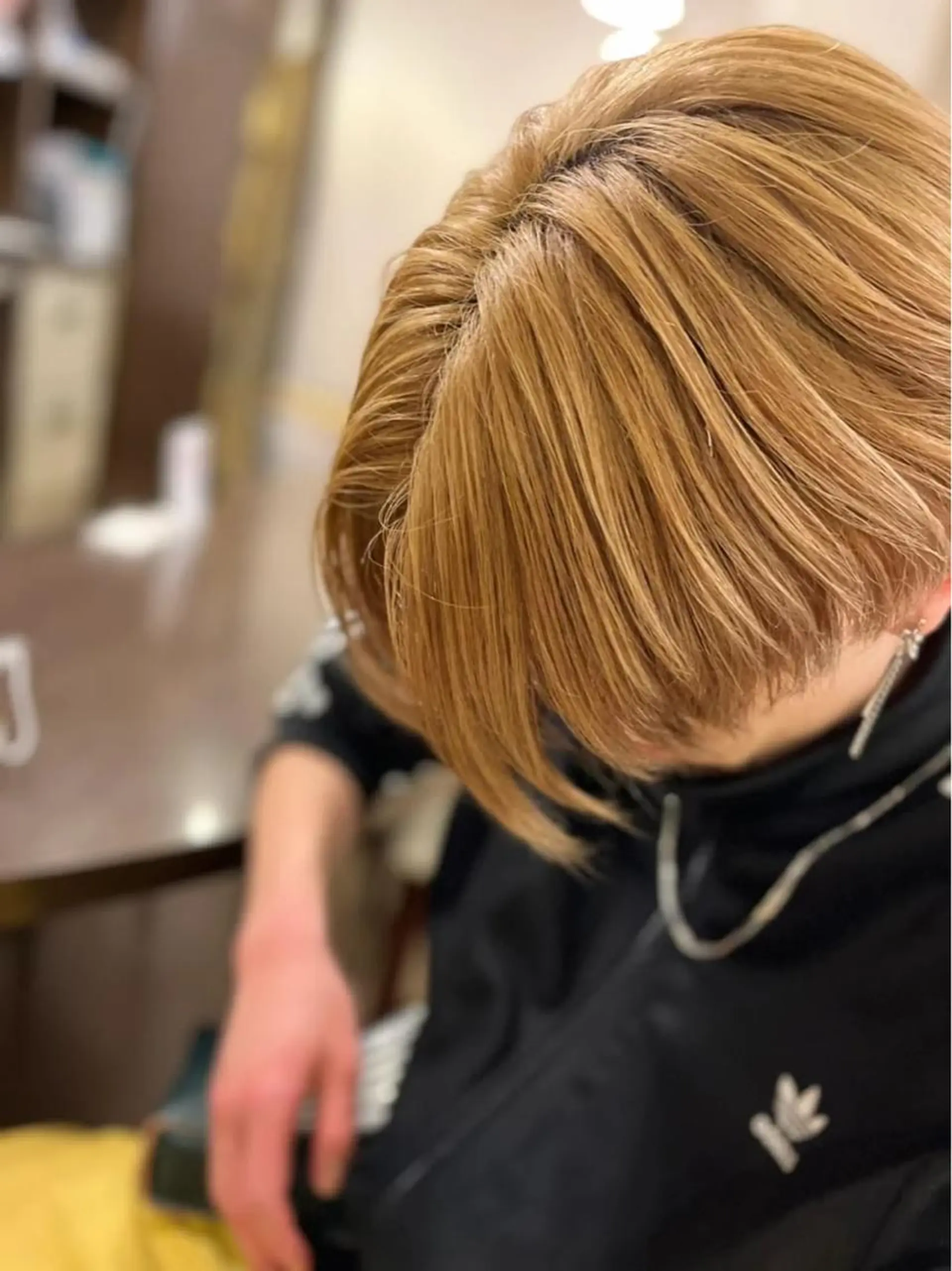 ショート カラー パーマ メンズ ベージュカラー ミルクティーベージュ Men'ssalon LiG／kaitoのヘアスタイル