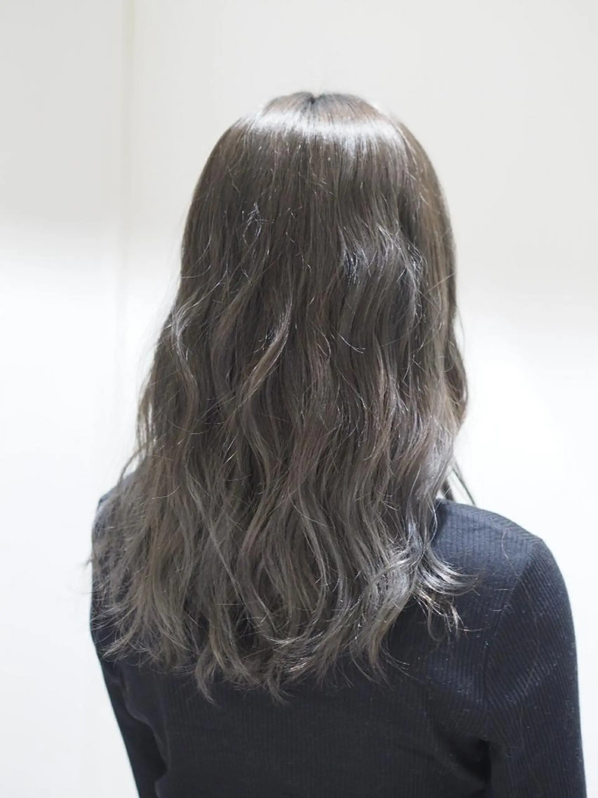 ロング カラー 辻 竜也　のヘアスタイル