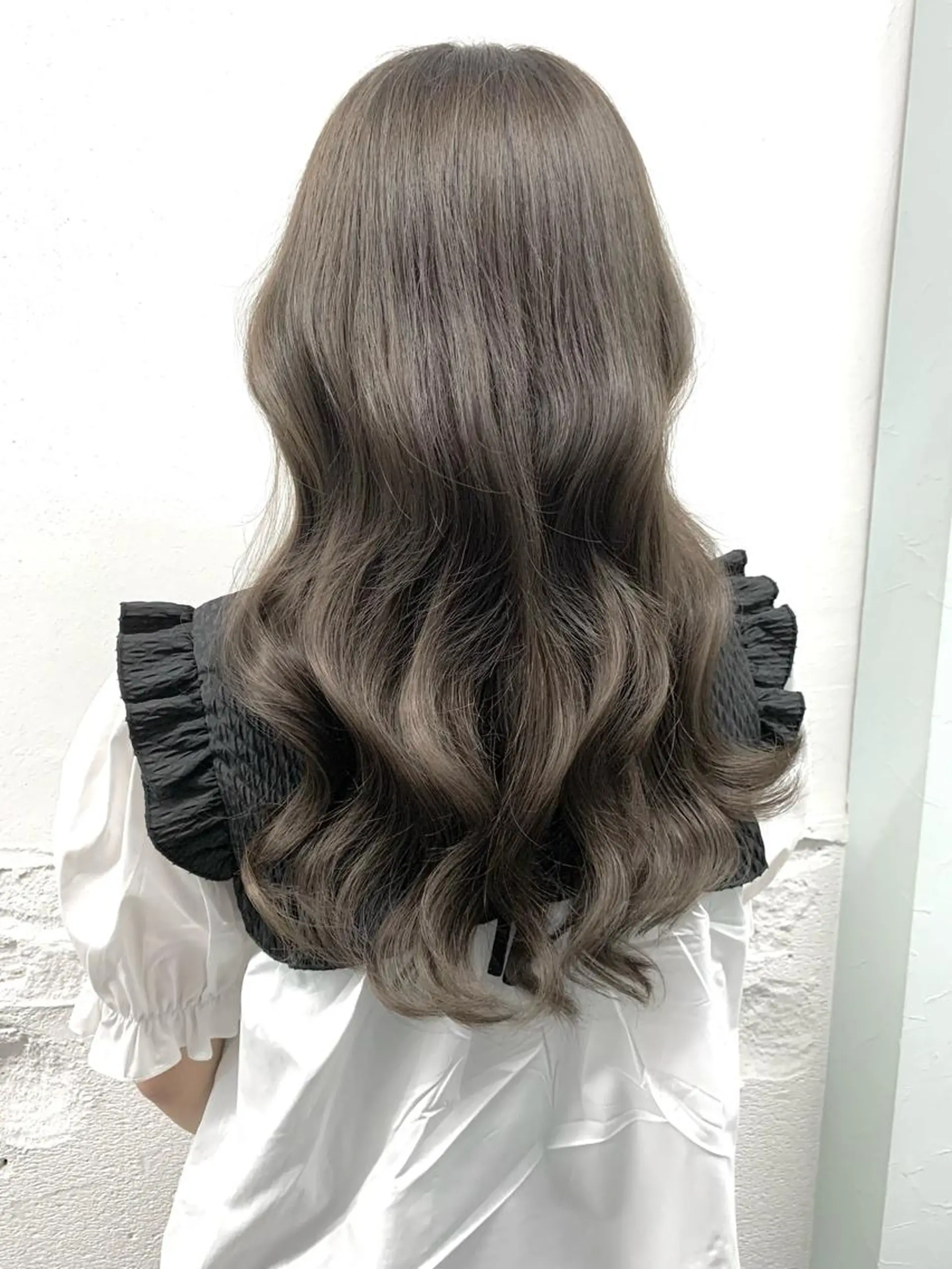 ロング カラー グレージュ カーキグレージュ エクステ 盛れる顔周りカット ♥️韓国ヘア"ちぇるのヘアスタイル