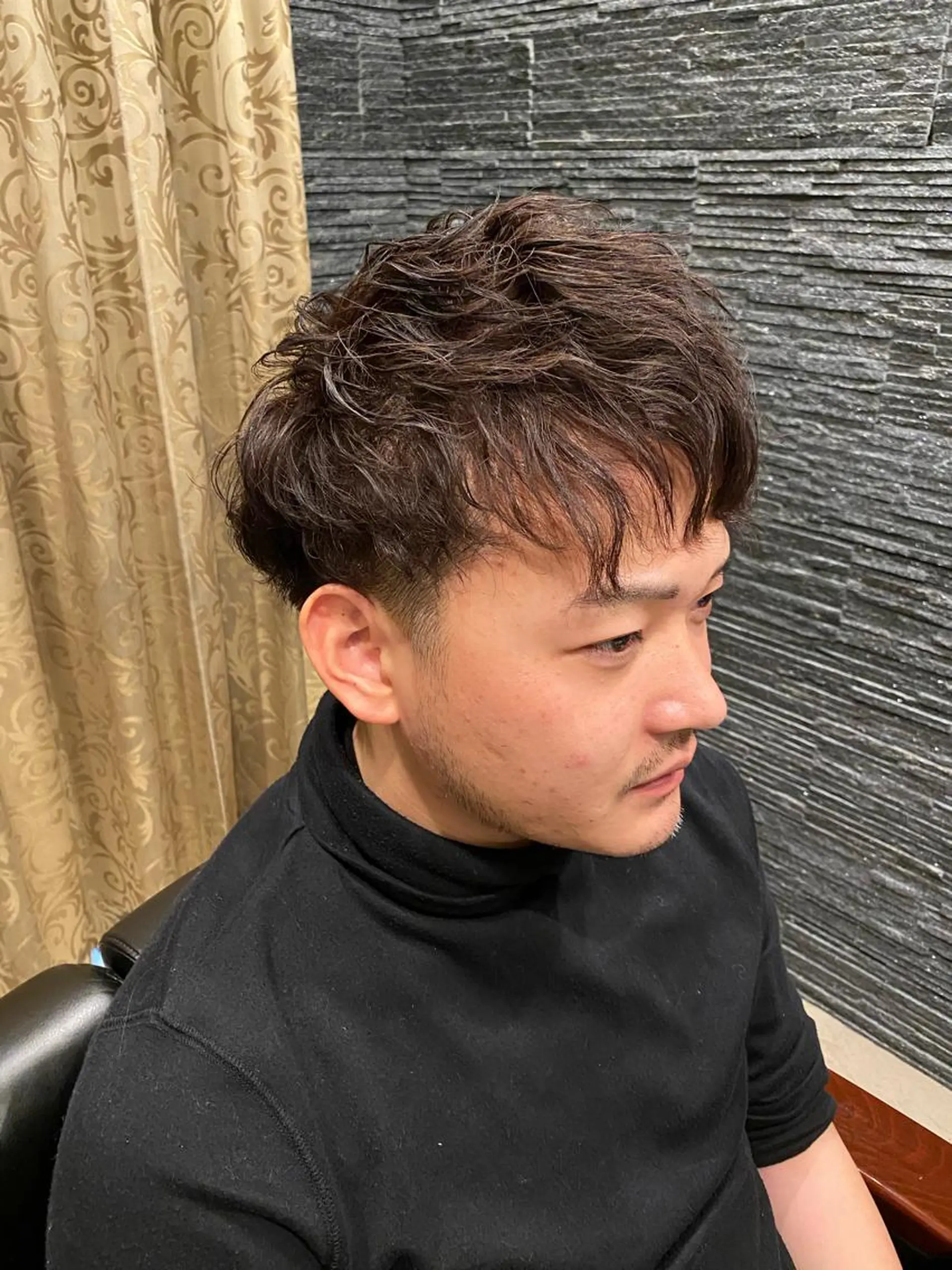 ショート パーマ メンズ 浅見 天翔のヘアスタイル