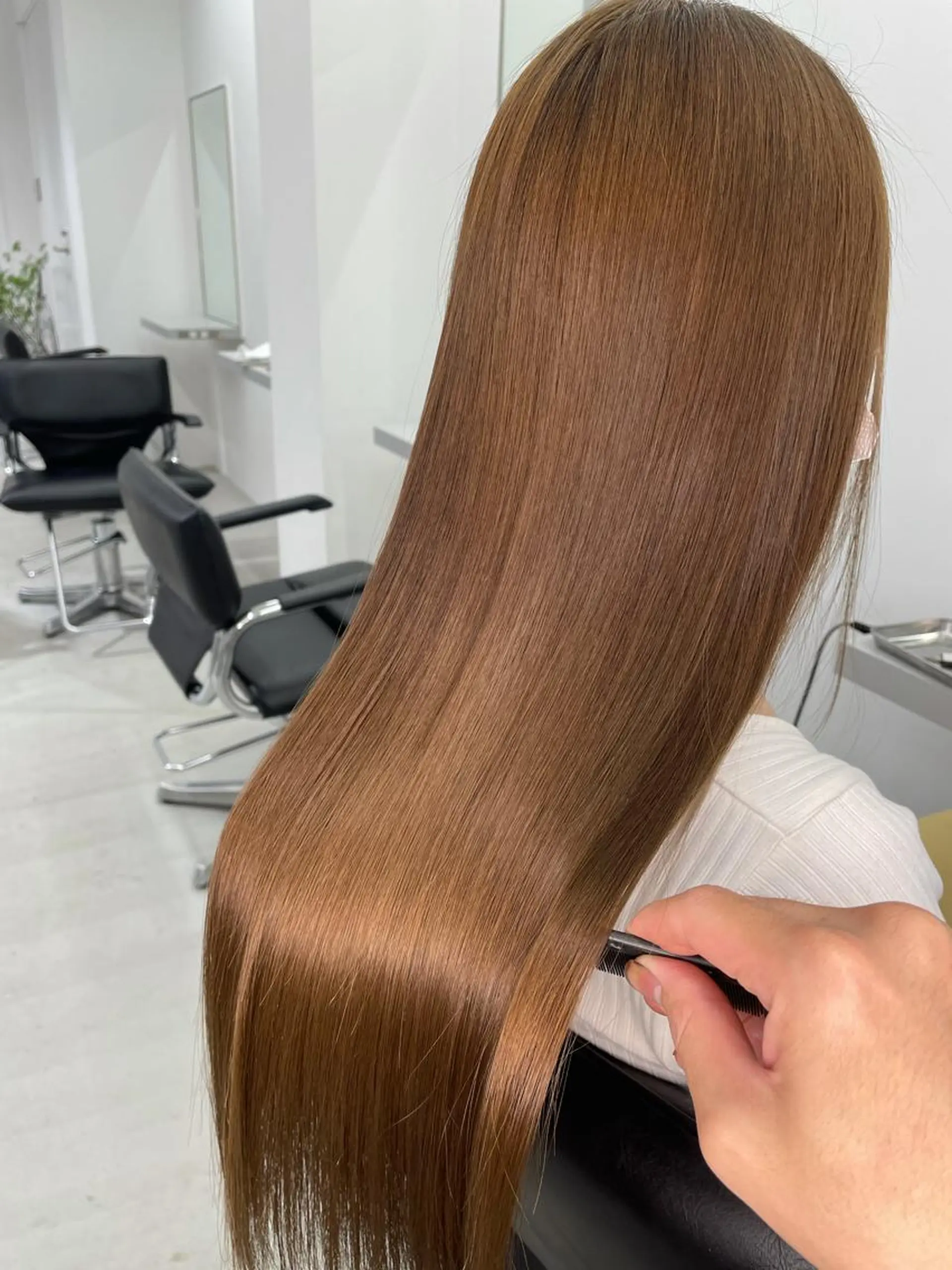 ロング カラー アディクシーカラー バレイヤージュ ベージュカラー ブリーチ ケアブリーチ ヘアカラー ito. ブリーチ/髪質改善のヘアスタイル