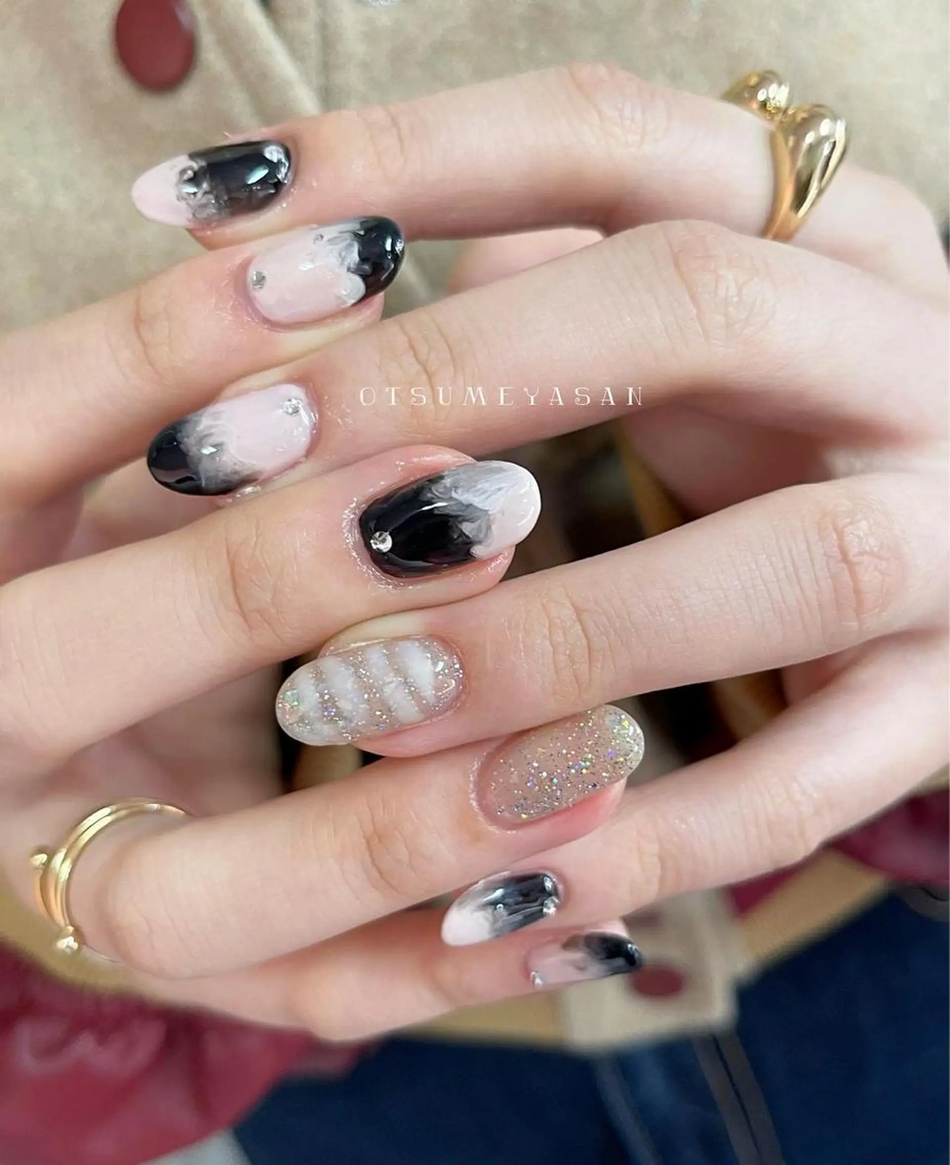 ネイル ジェルネイル 韓国ネイル マグネットネイル ミラーネイル ニュアンスネイル わたなべ ちかのネイルデザイン